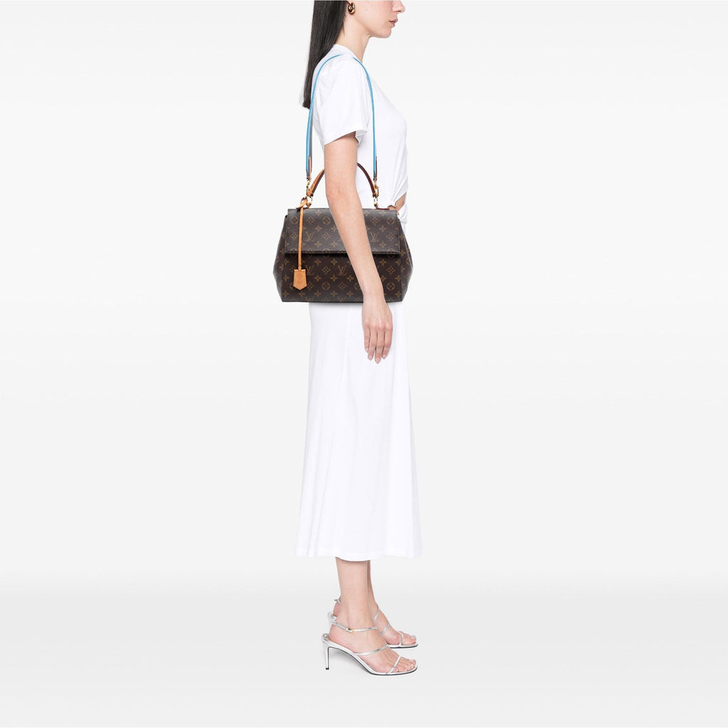 Louis Vuitton Monogram Cluny MM