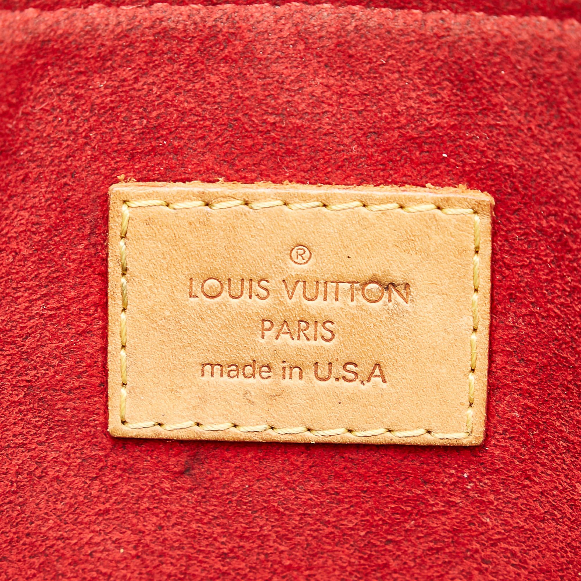 Louis Vuitton Monogram Coussin GM (SHG-37263)