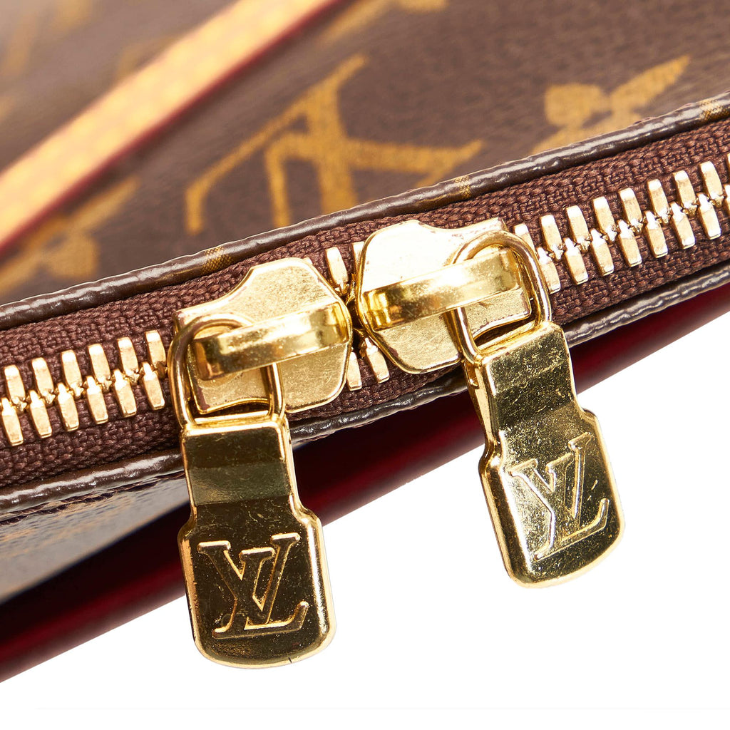 Louis Vuitton Monogram Coussin GM (SHG-37411)