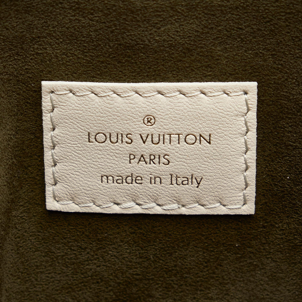 Louis Vuitton Monogram Coussin PM (SHG-Fgjrmq)