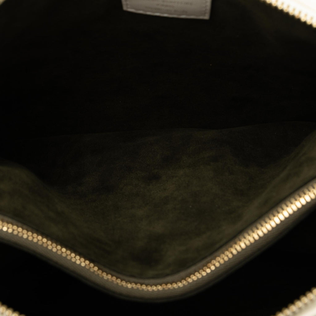 Louis Vuitton Monogram Coussin PM (SHG-U5IJIe)