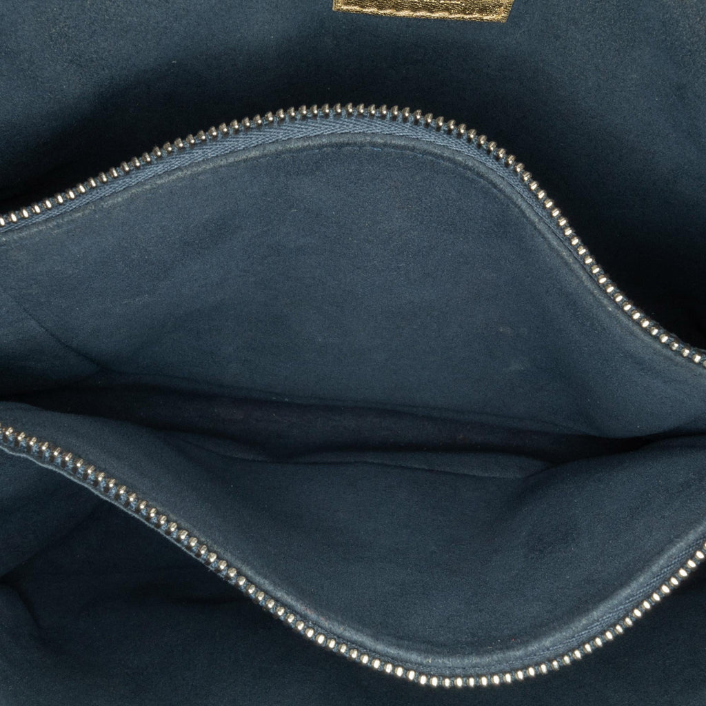 Louis Vuitton Monogram Coussin PM (SHG-oSSnxZ)