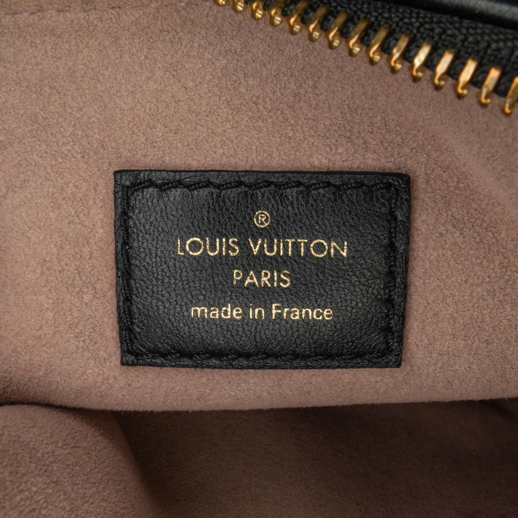 Louis Vuitton Monogram Coussin PM (SHG-LbP6yL)