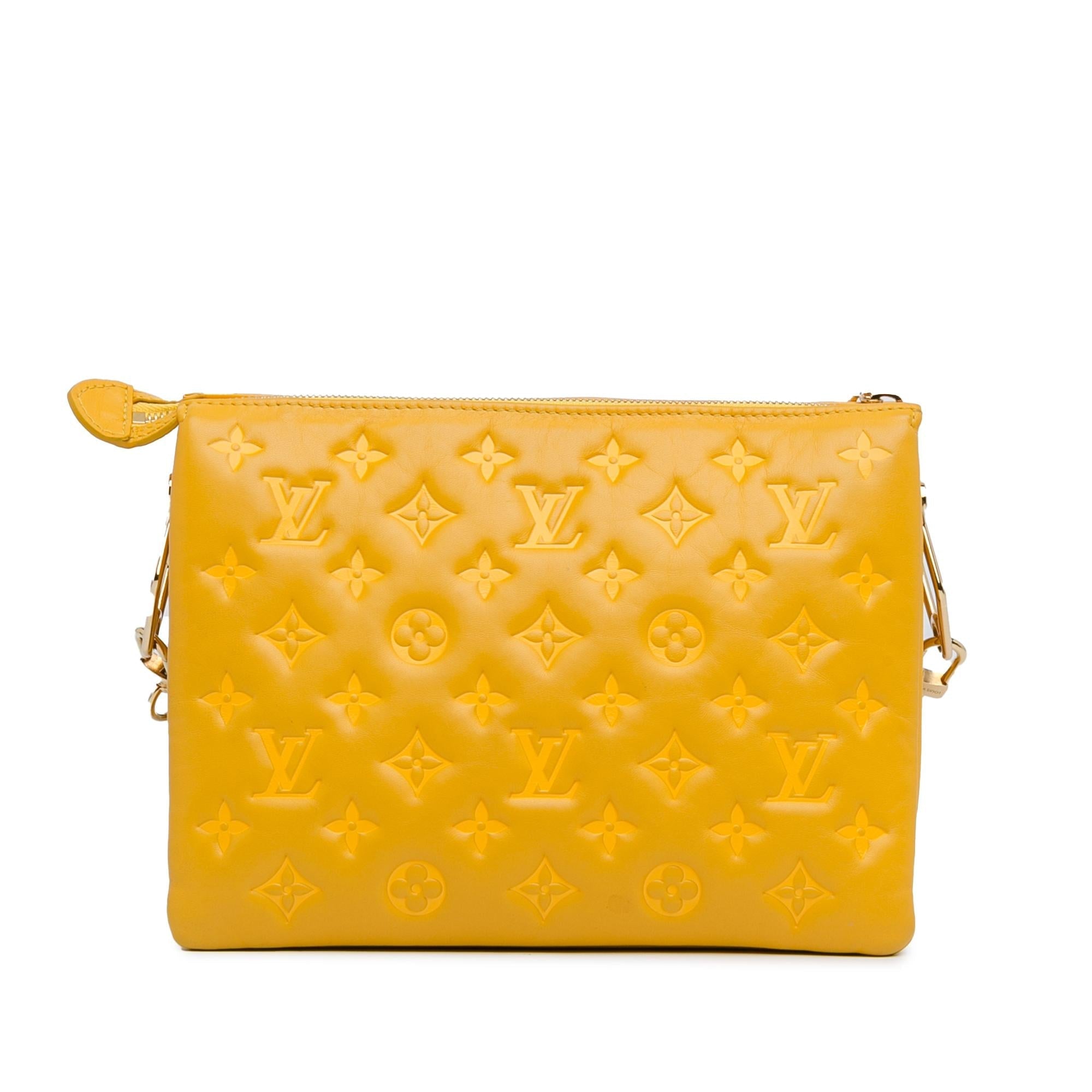 Louis Vuitton Monogram Coussin PM (SHG-U9vE0G)