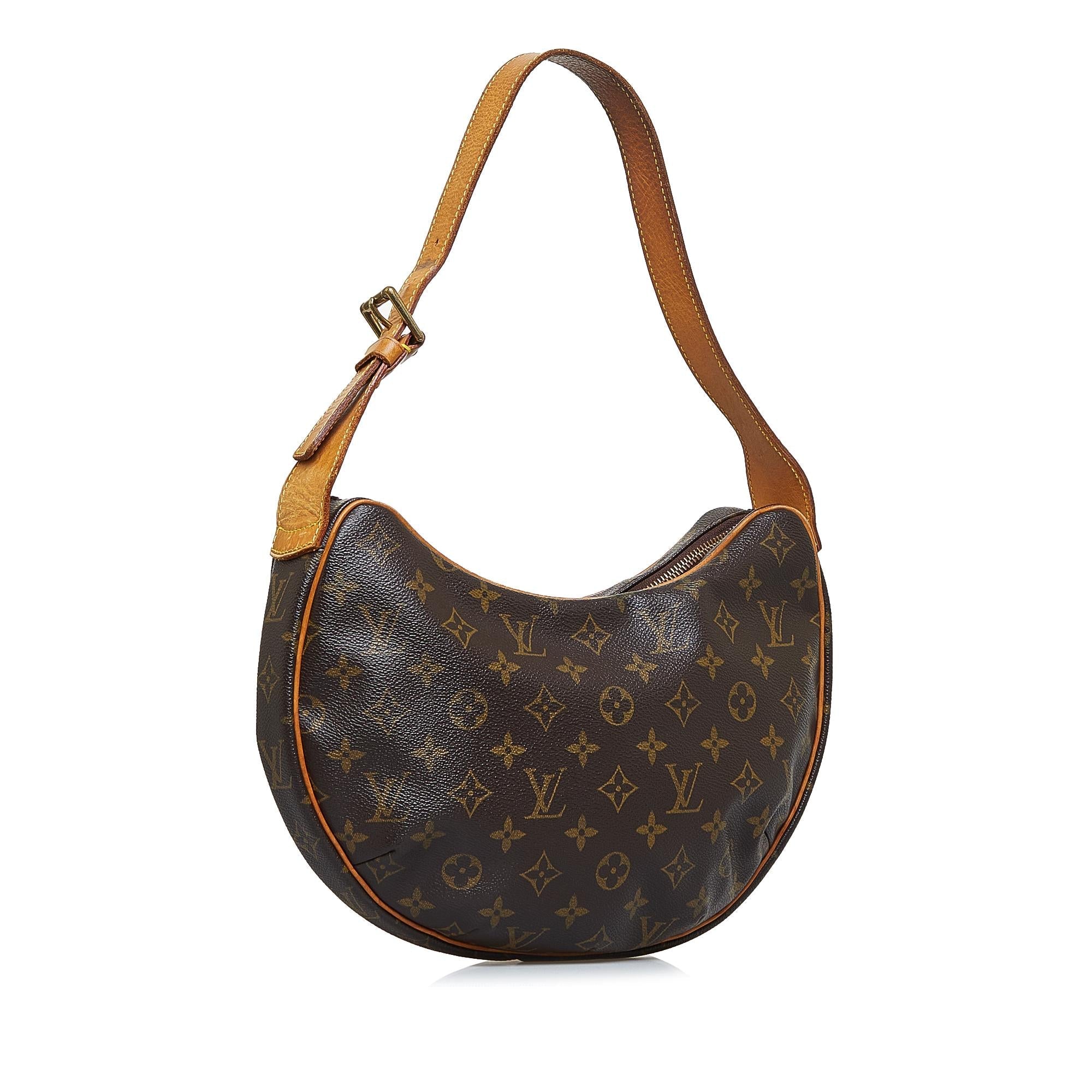 Louis Vuitton Monogram Croissant MM (SHG-07s74F)
