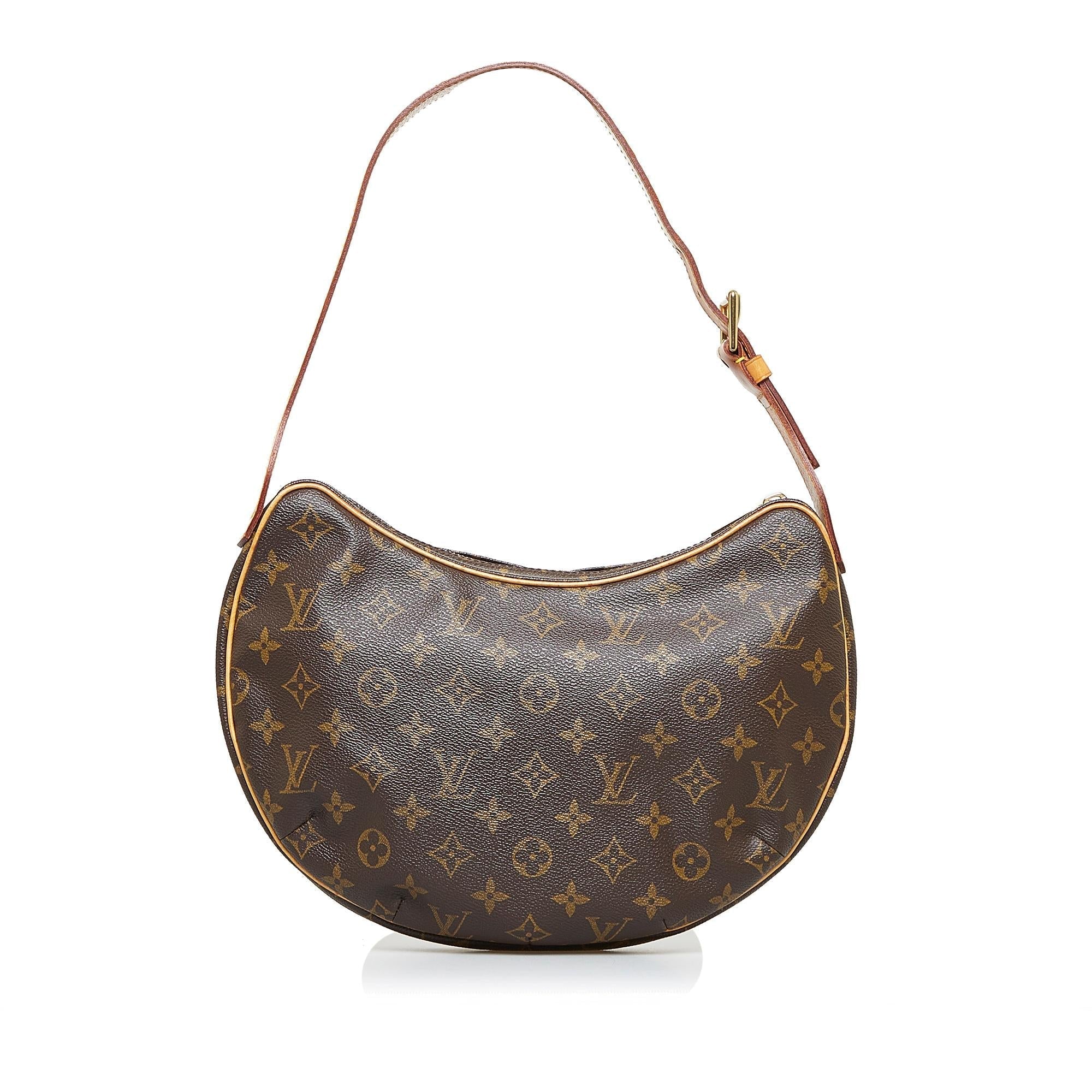 Louis Vuitton Monogram Croissant MM (SHG-YyoGJw)