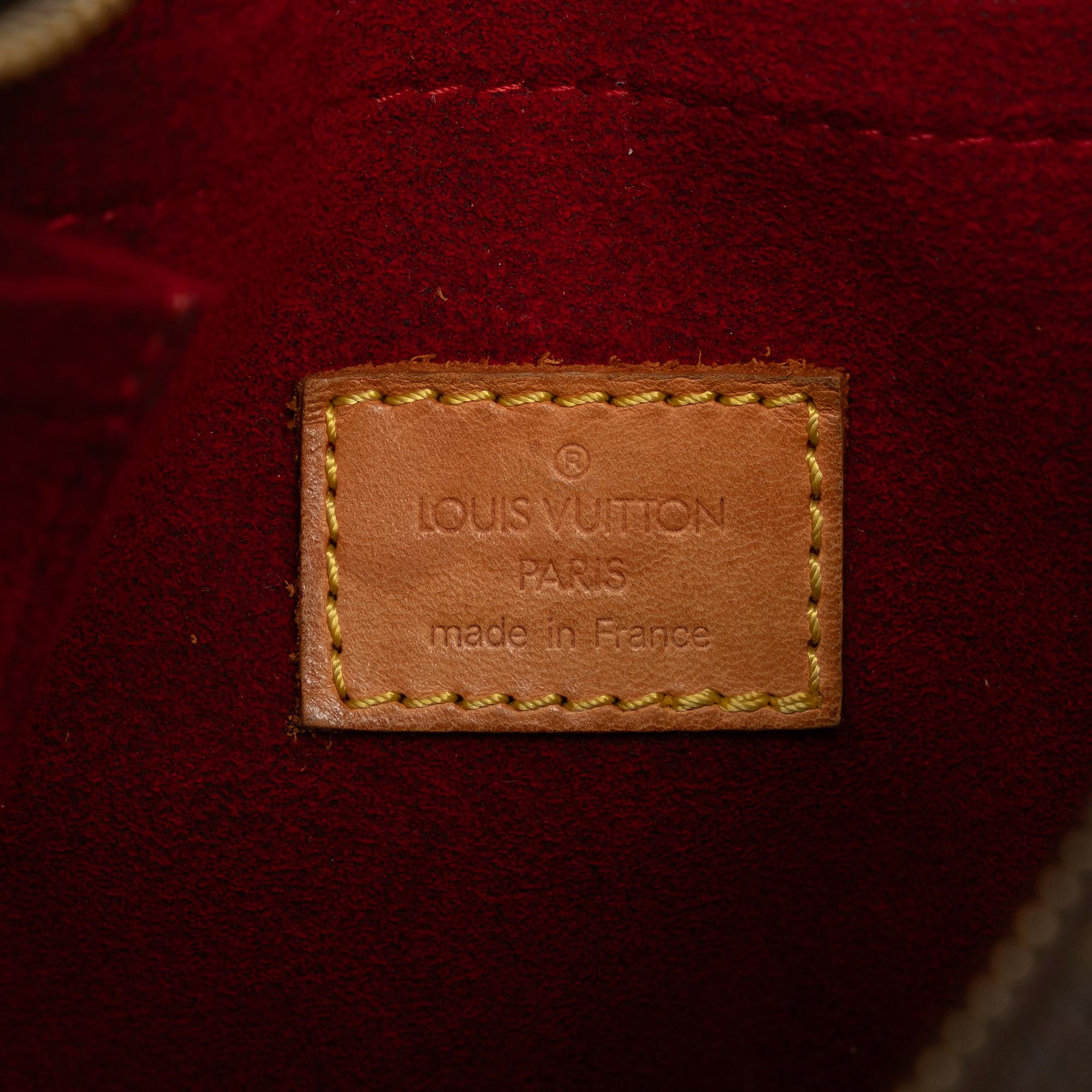 Louis Vuitton Monogram Croissant MM (SHG-vzAL0o)