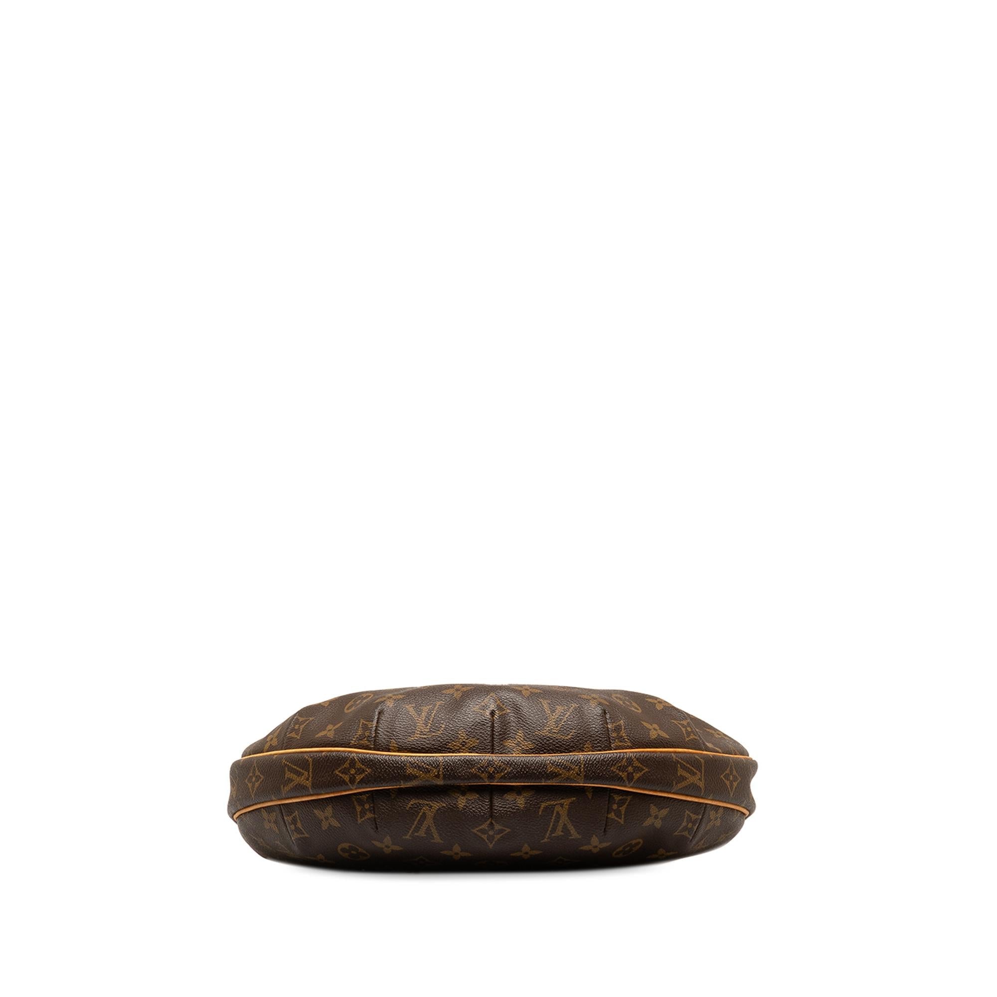 Louis Vuitton Monogram Croissant MM (SHG-iIn6Cm)