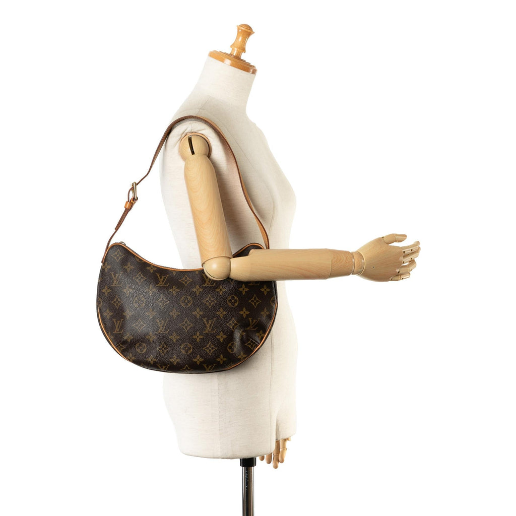Louis Vuitton Monogram Croissant MM (SHG-lcT0rx)