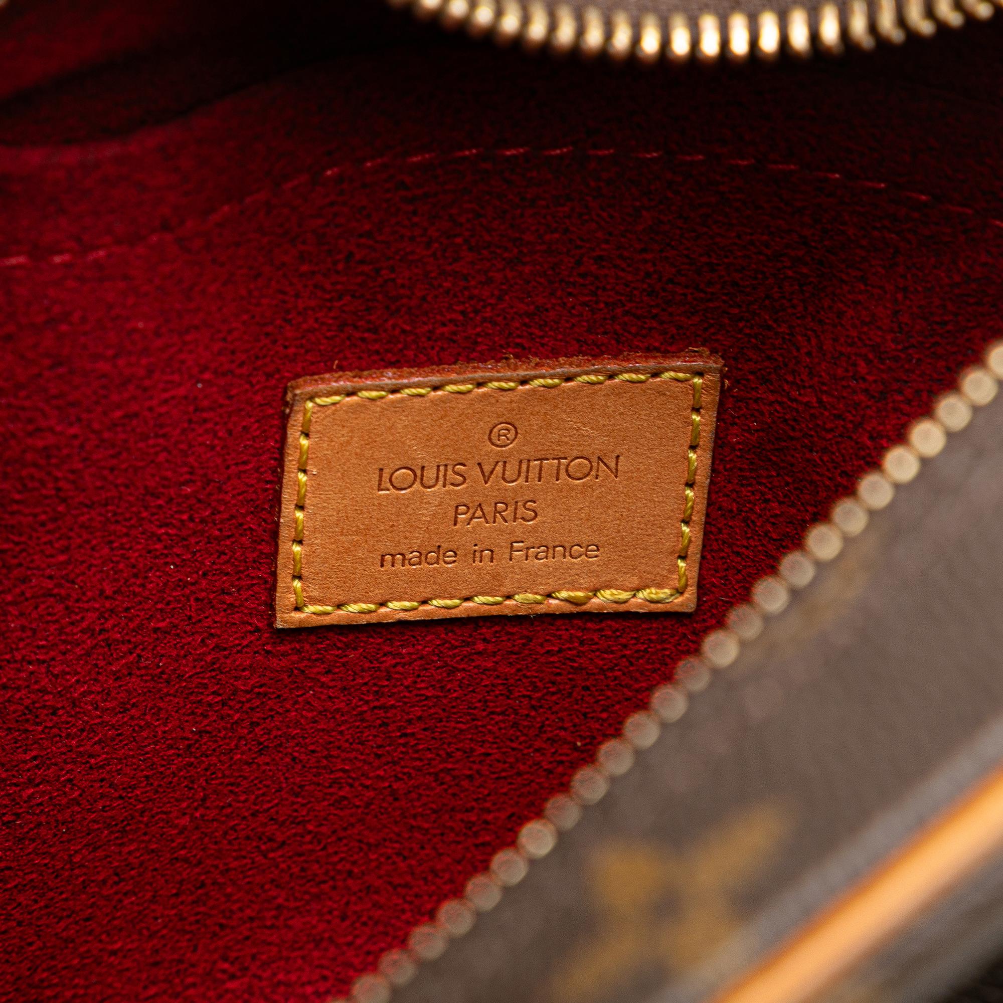 Louis Vuitton Monogram Croissant MM (SHG-r7JJve)