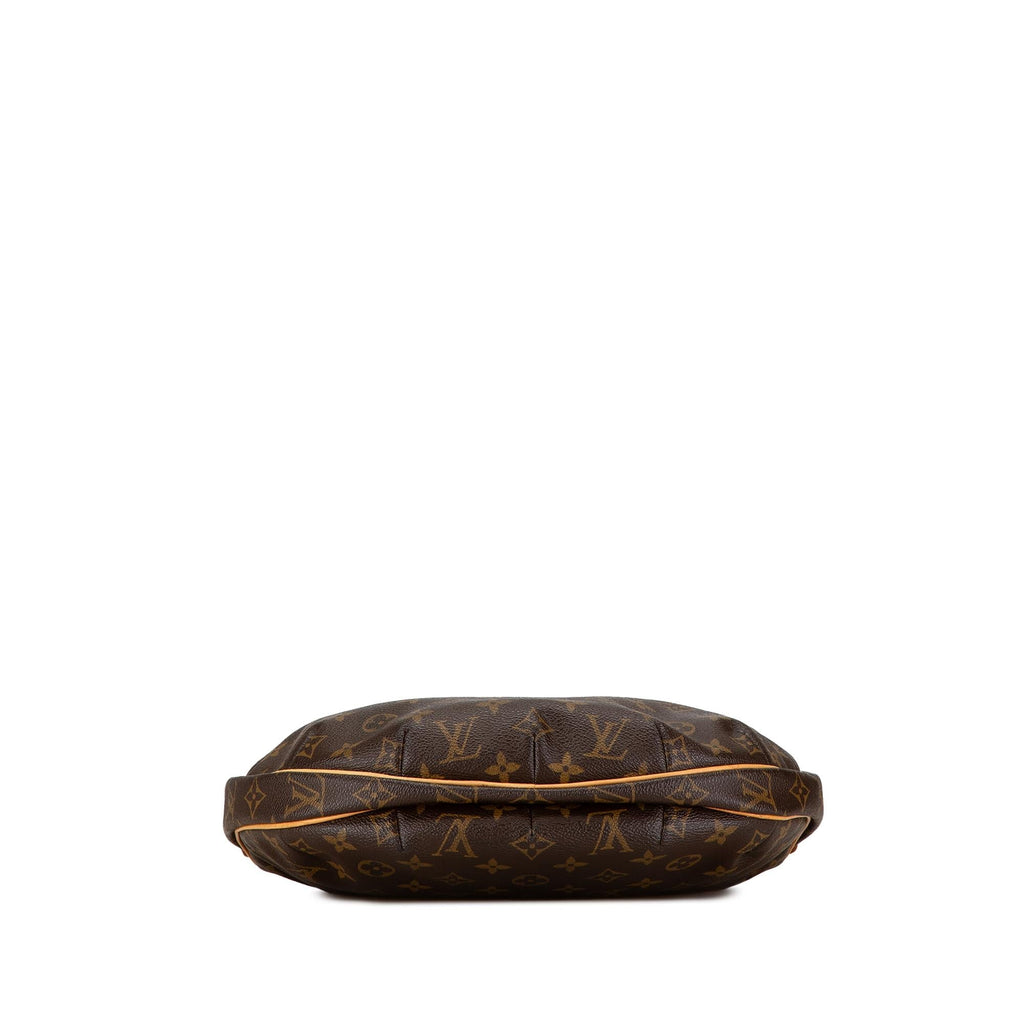 Louis Vuitton Monogram Croissant MM (SHG-mh9ELG)