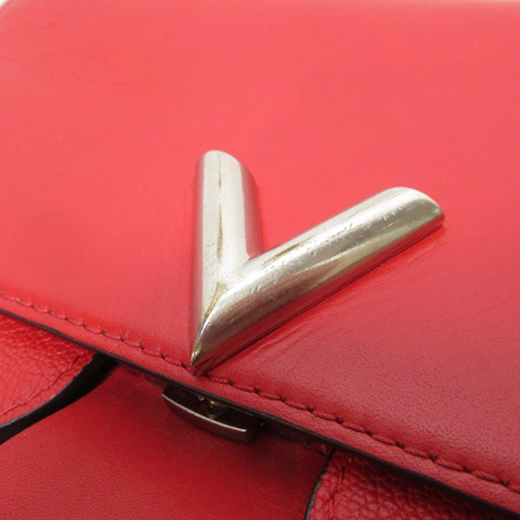 Louis Vuitton Monogram Cuir Plume Ecume Very Chain Bag (SHG-c9RARW)