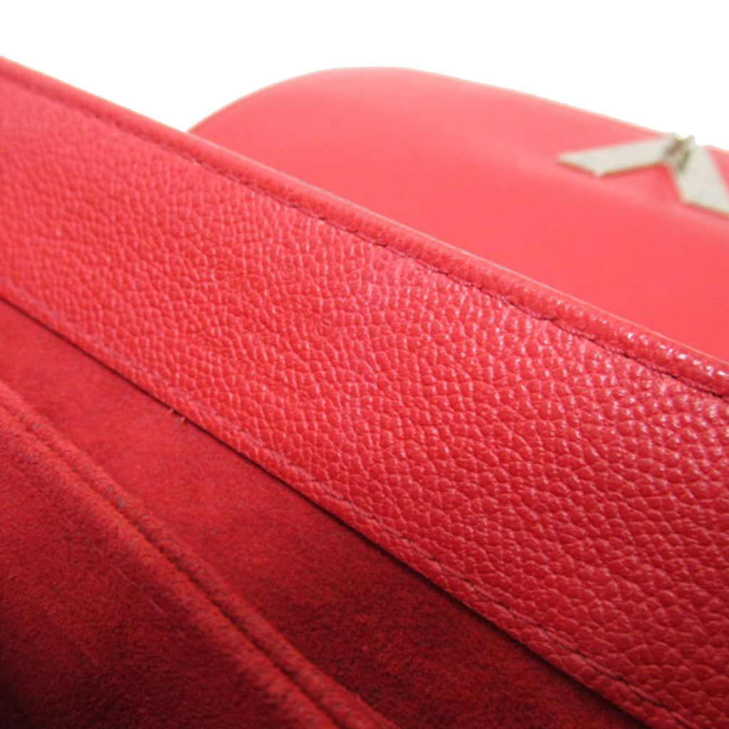 Louis Vuitton Monogram Cuir Plume Ecume Very Chain Bag (SHG-c9RARW)