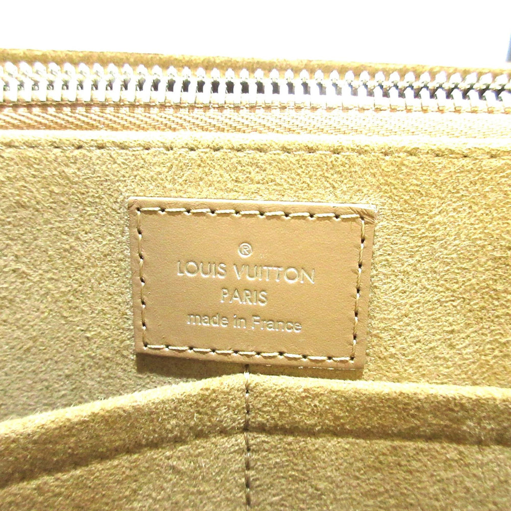 Louis Vuitton Monogram Cuir Plume Very MM Tote (SHG-lAPpQs)