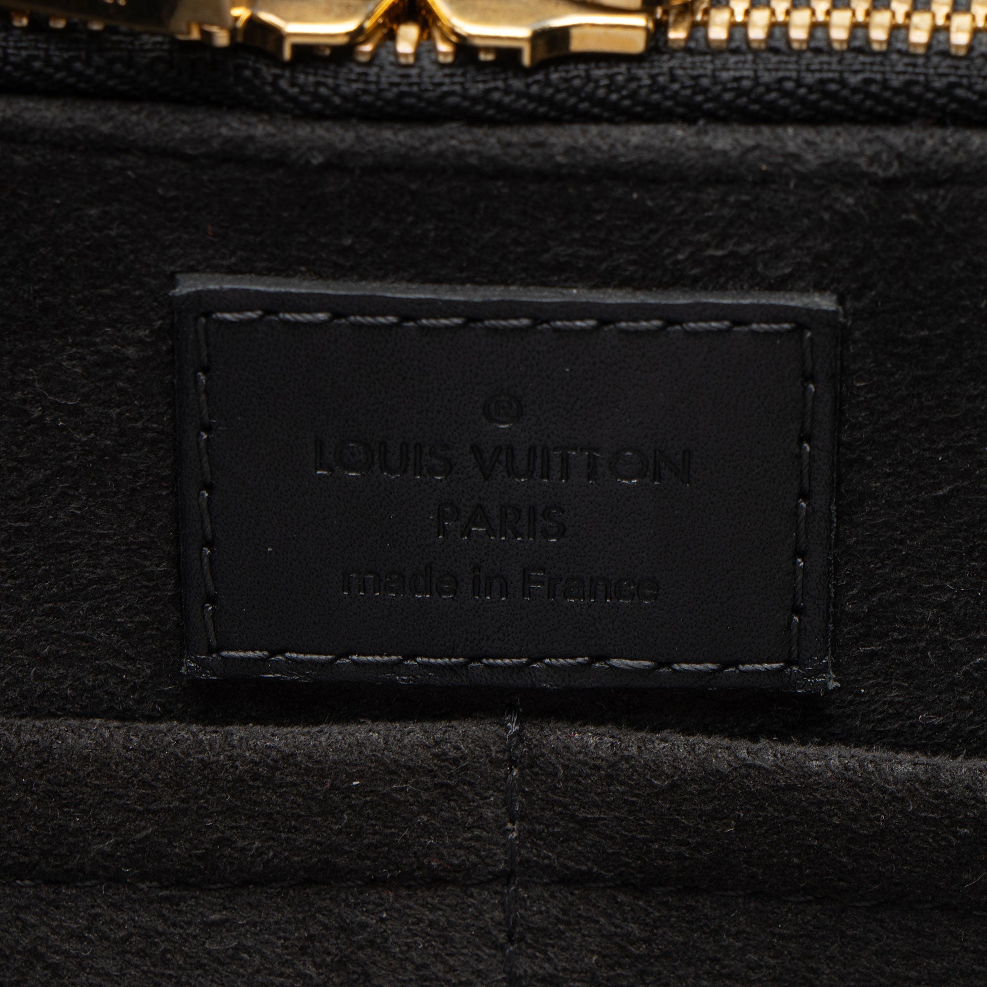 Louis Vuitton Monogram Cuir Plume Very MM Tote