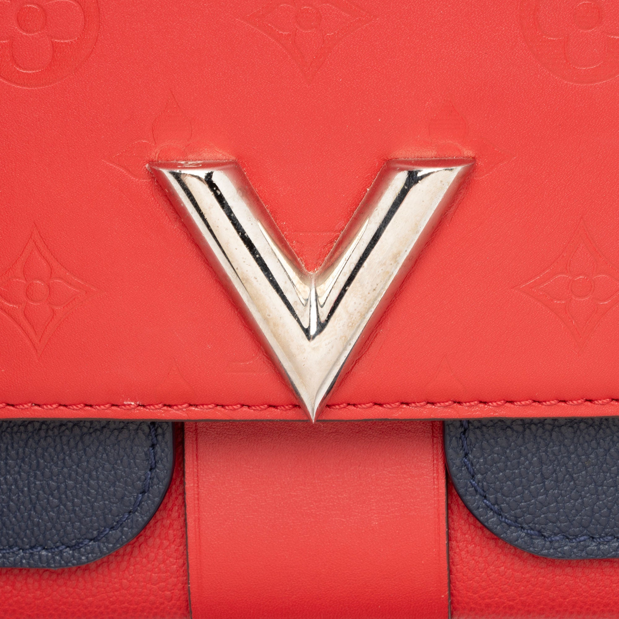 Louis Vuitton Monogram Cuir Very Chain Bag (SHF-mMP9yE)