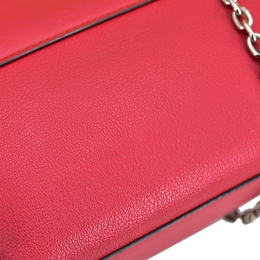 Louis Vuitton Monogram Cuir Very Chain (SHG-dYUOUN)