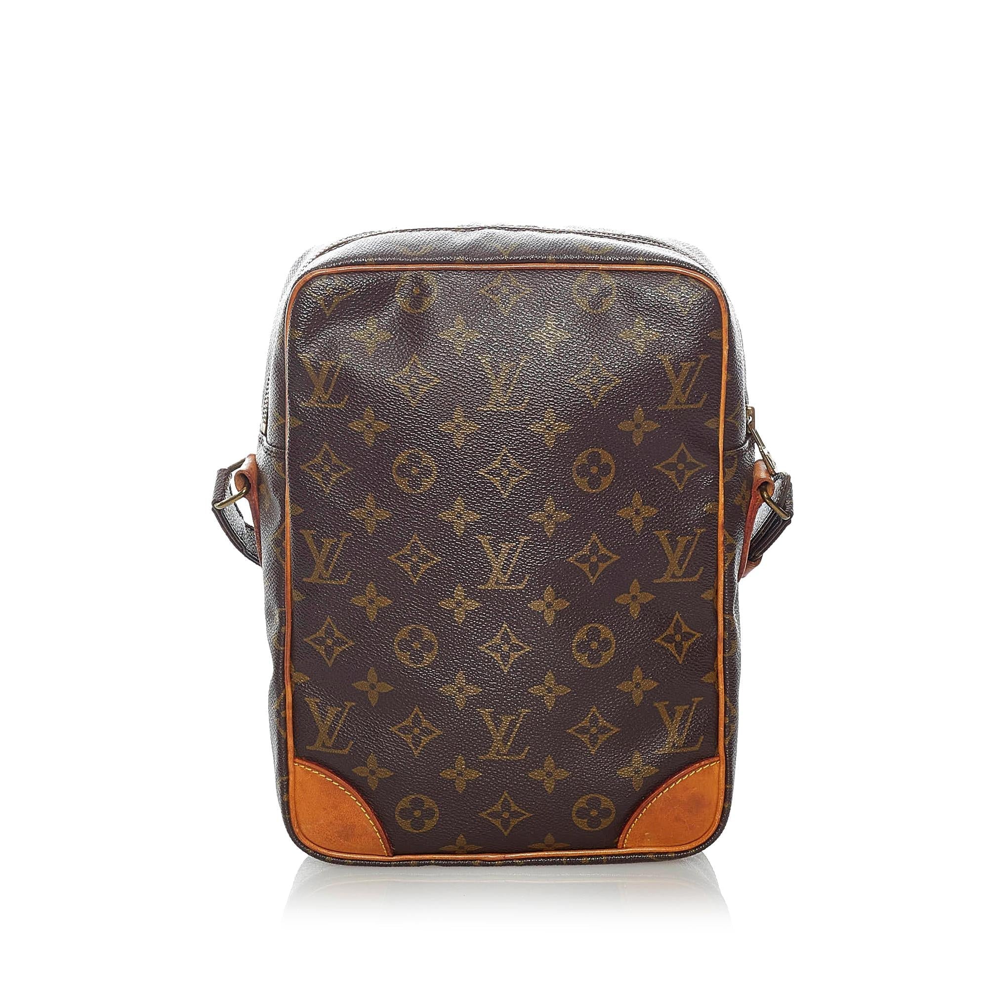 Louis Vuitton Monogram Danube (SHG-31074)