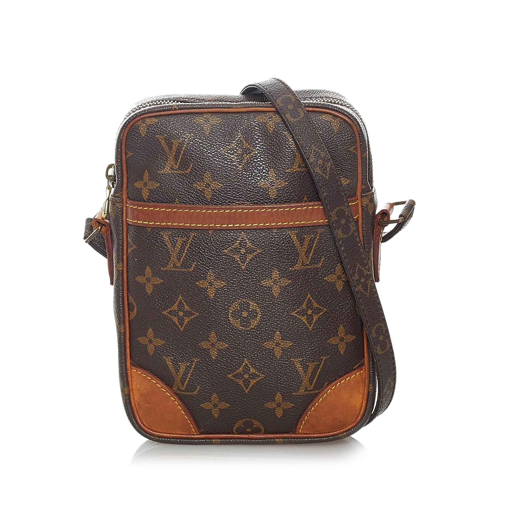 Louis Vuitton Monogram Danube (SHG-33917)