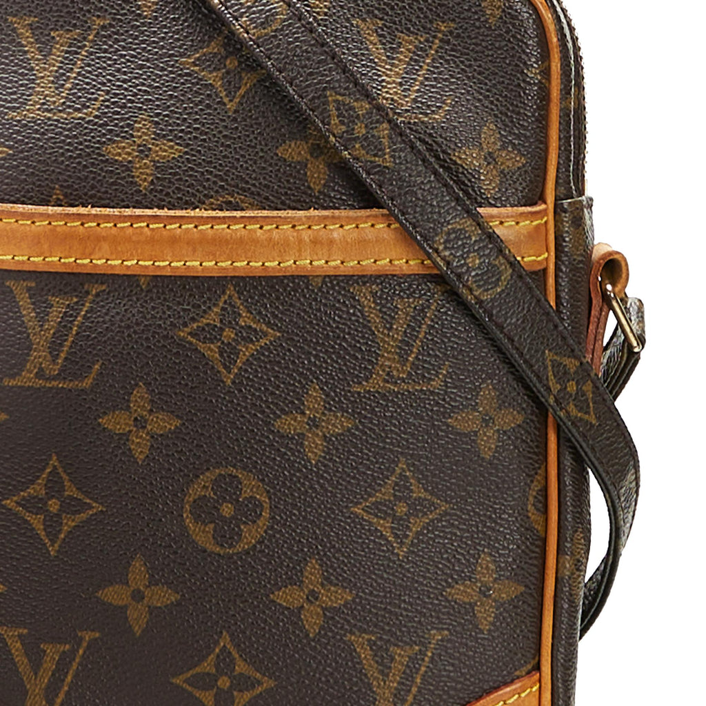 Louis Vuitton Monogram Danube (SHG-37250)