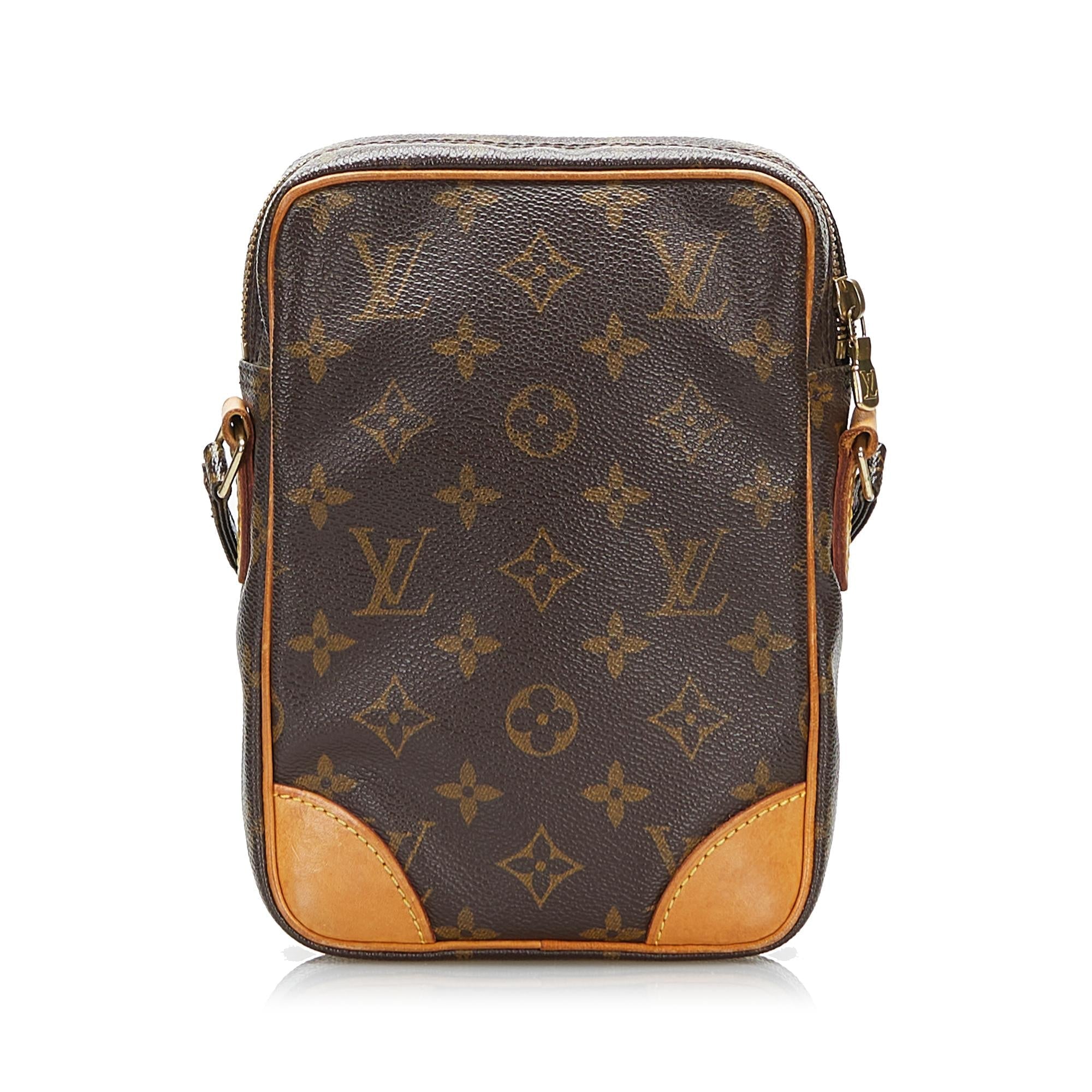 Louis Vuitton Monogram Danube (SHG-bpwMmp)