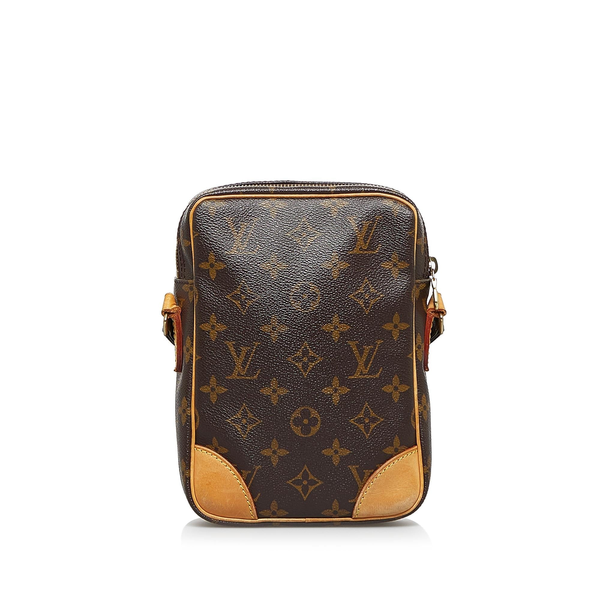 Louis Vuitton Monogram Danube (SHG-HpWRAg)