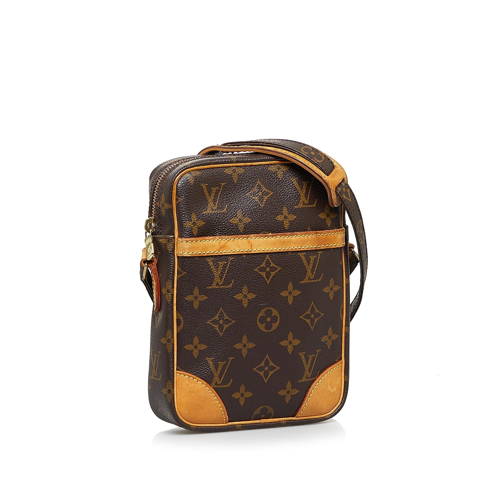 Louis Vuitton Monogram Danube (SHG-HpWRAg)
