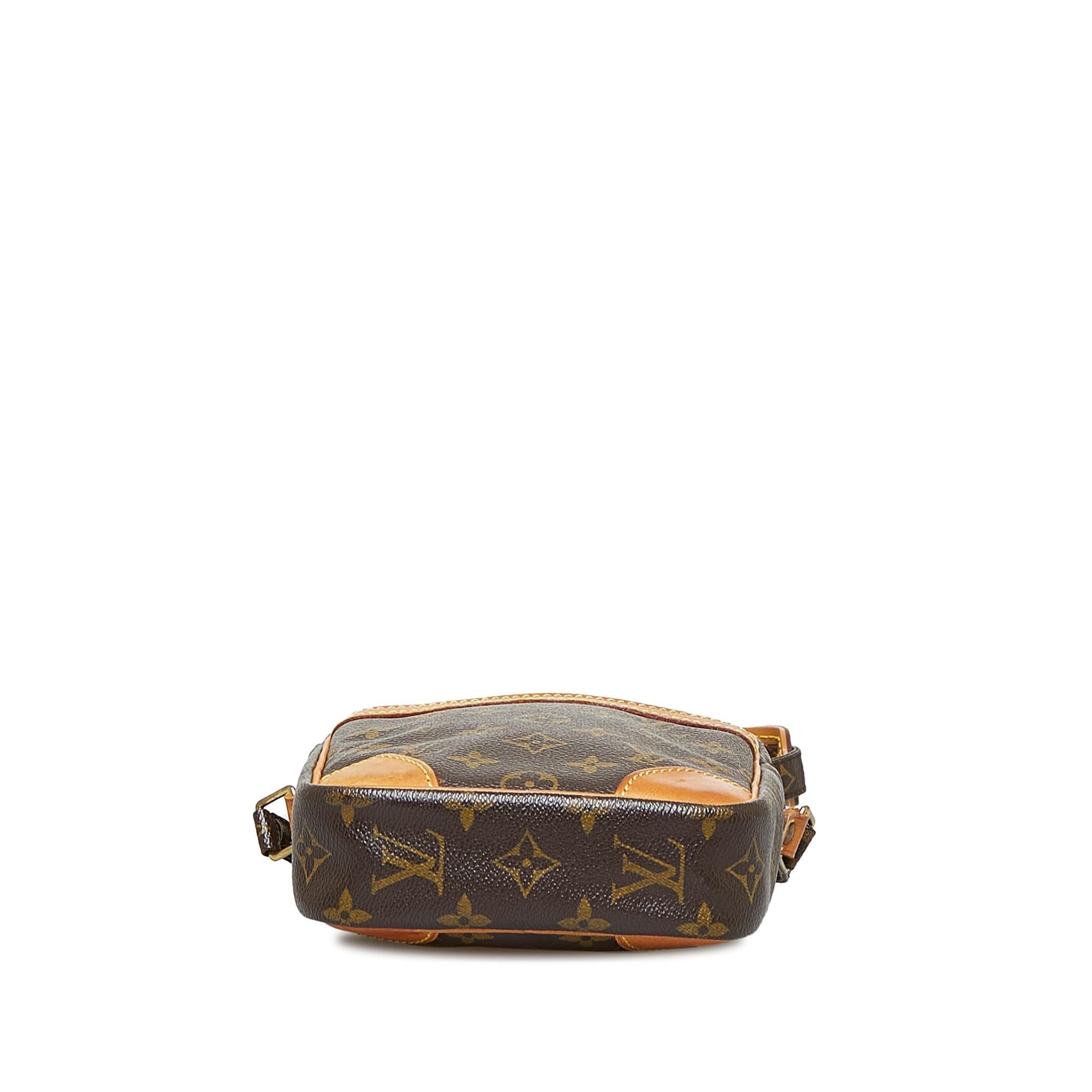 Louis Vuitton Monogram Danube (SHG-tRCUWe)