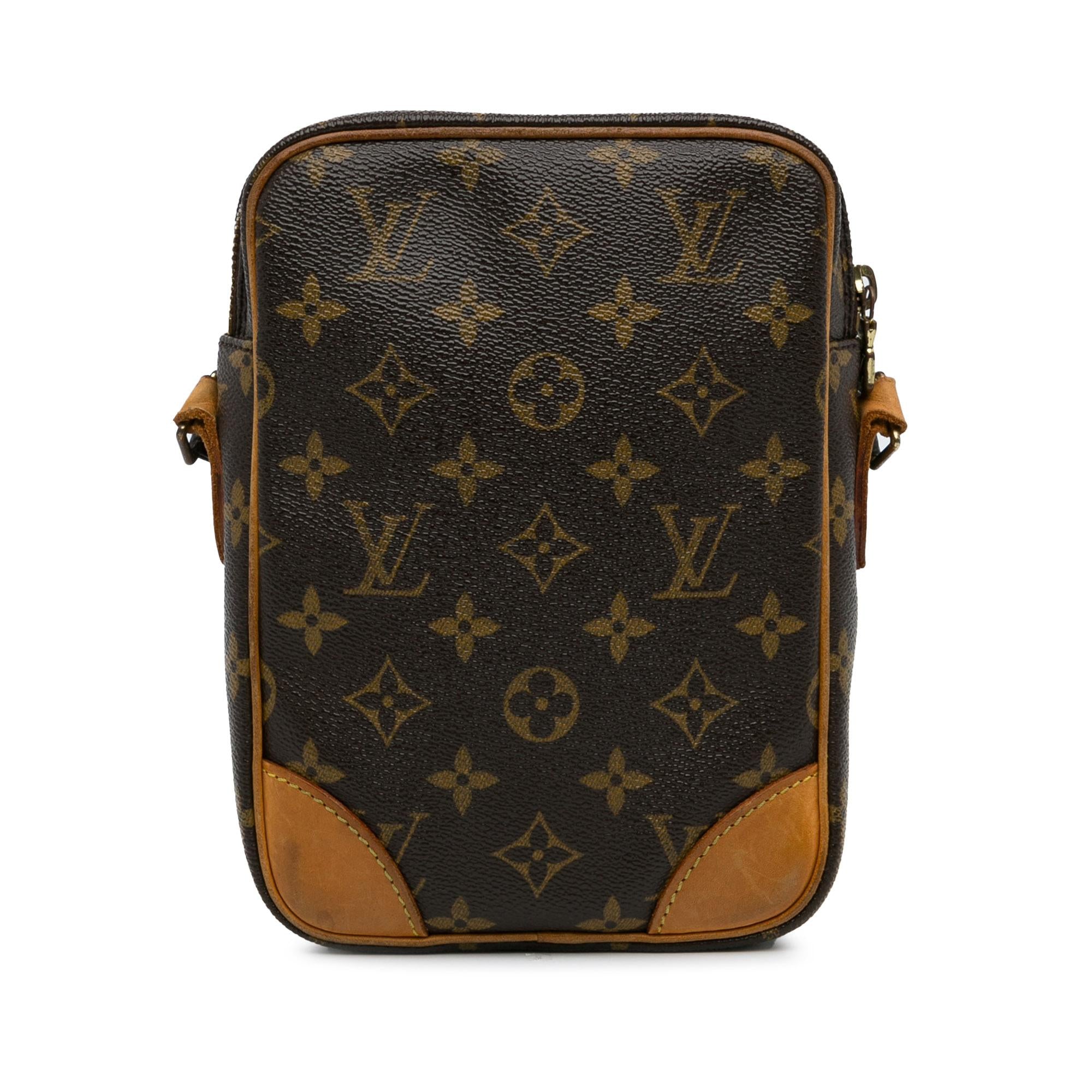 Louis Vuitton Monogram Danube (SHG-xKqO3H)