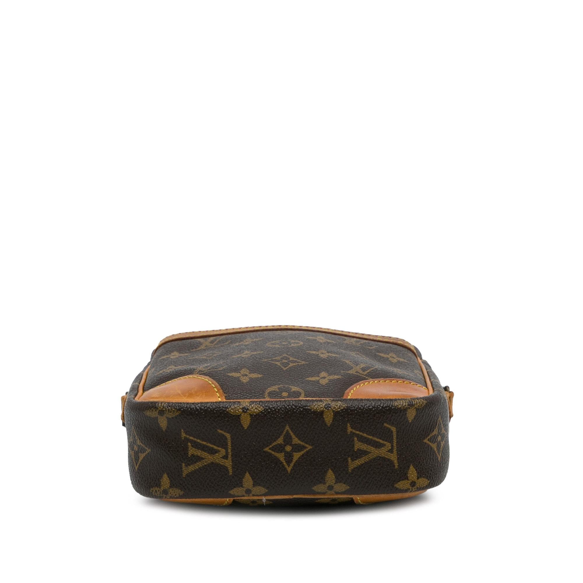 Louis Vuitton Monogram Danube (SHG-xKqO3H)
