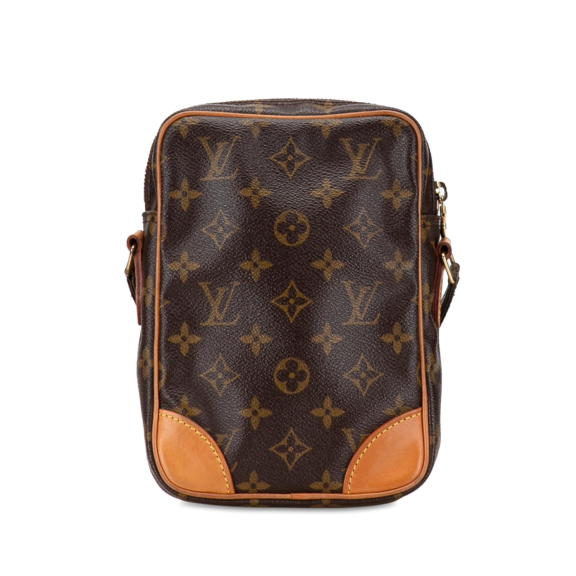 Louis Vuitton Monogram Danube (SHG-AzJAXD)