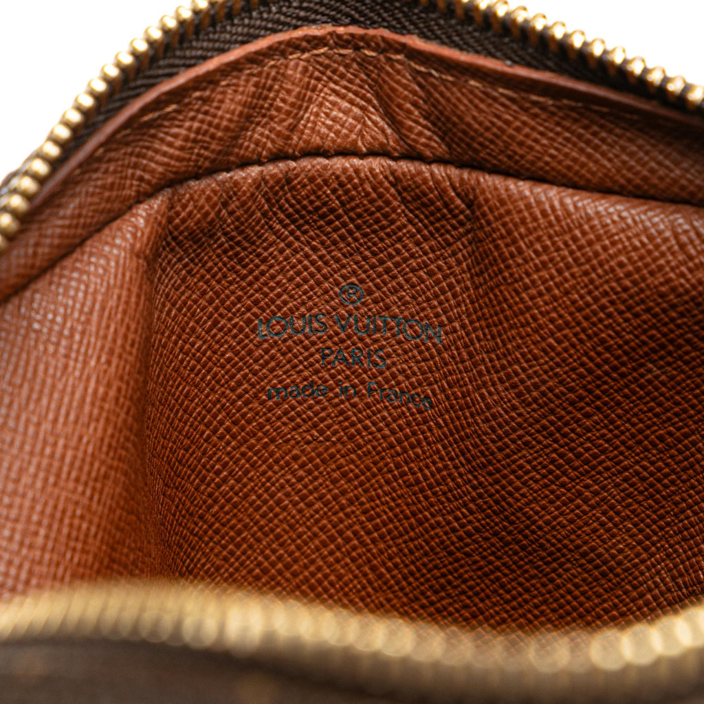 Louis Vuitton Monogram Danube (SHG-WHq8YV)