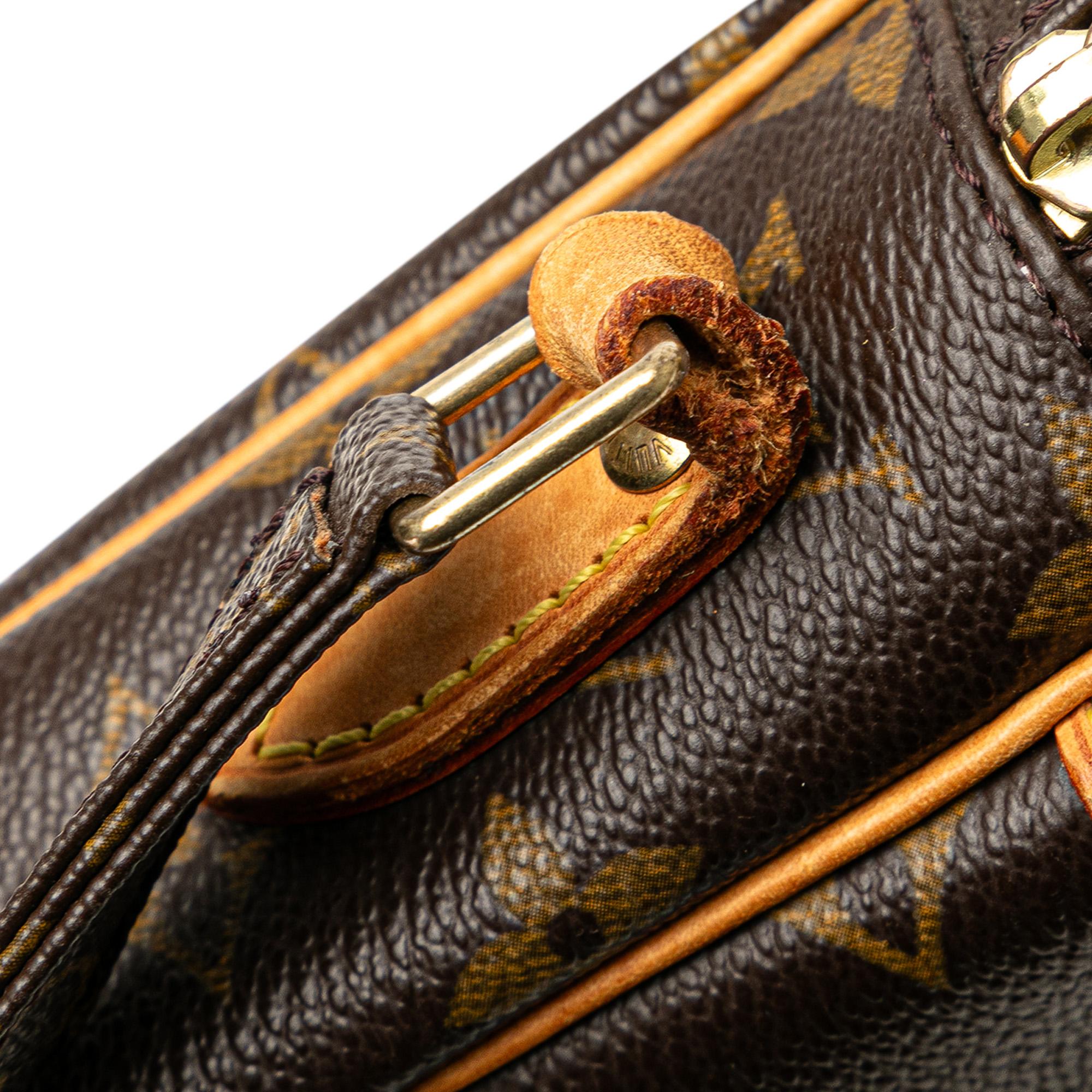 Louis Vuitton Monogram Danube (SHG-KFUQ7I)