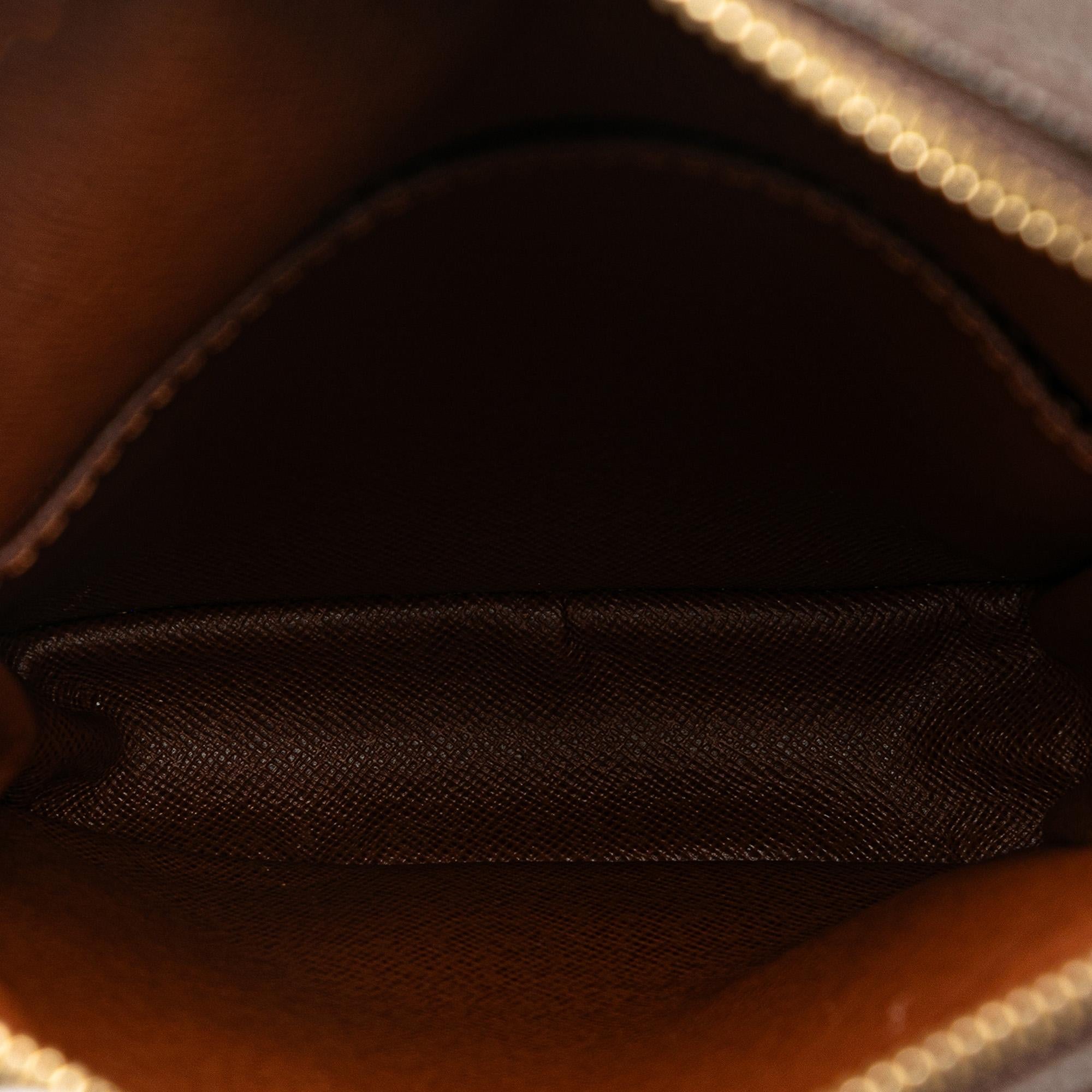 Louis Vuitton Monogram Danube (SHG-KFUQ7I)