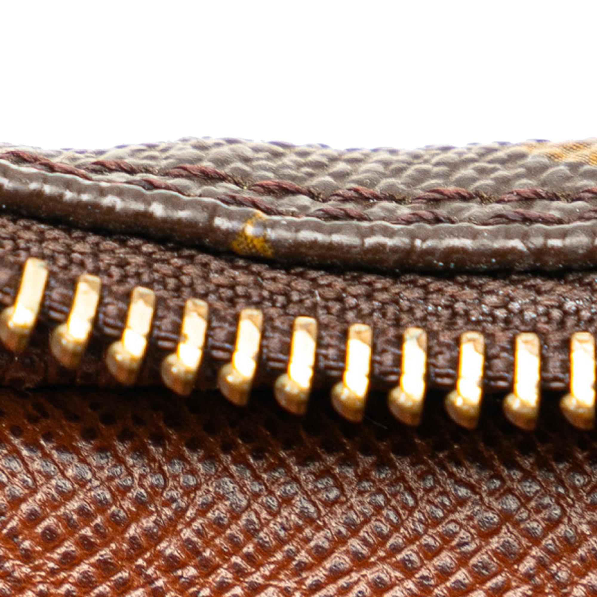 Louis Vuitton Monogram Danube (SHG-PyyPAb)