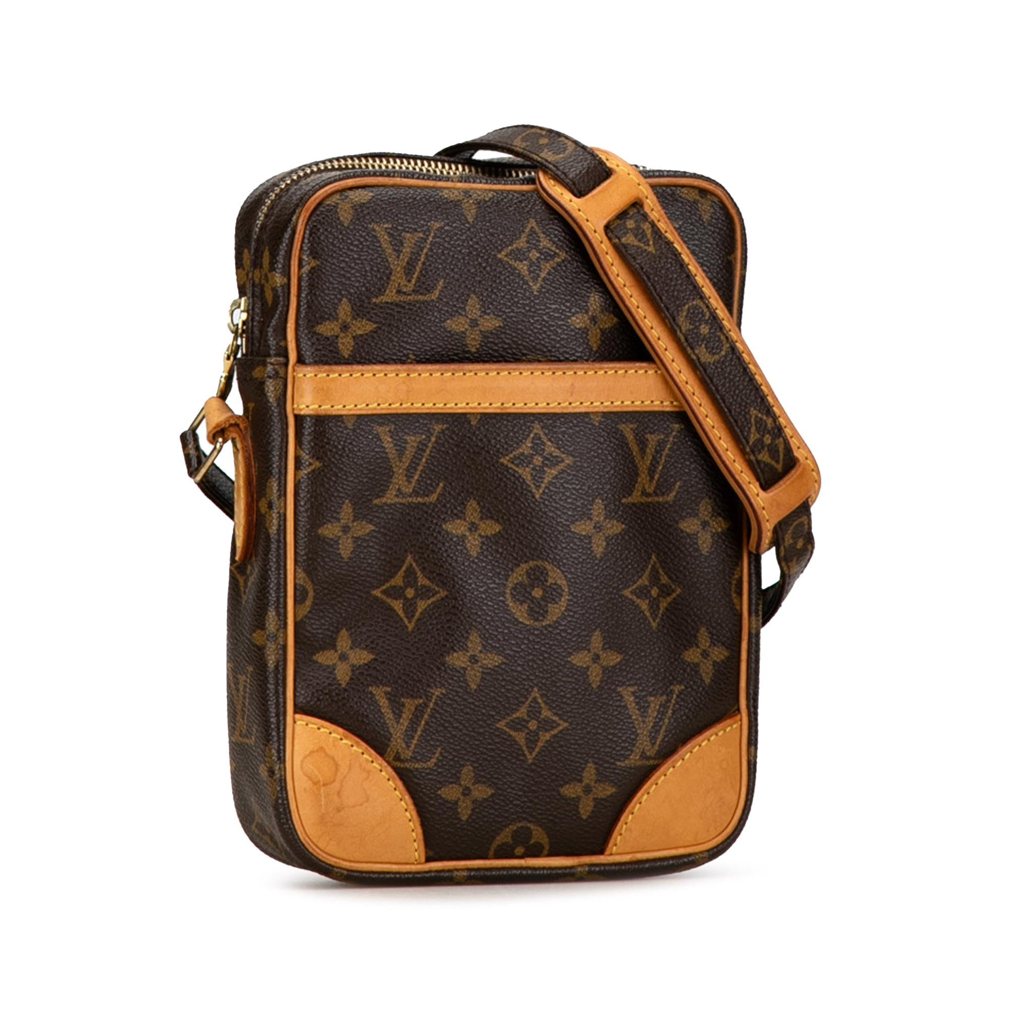 Louis Vuitton Monogram Danube (SHG-PyyPAb)