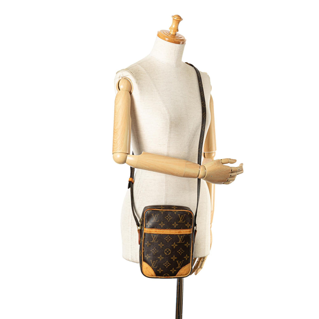 Louis Vuitton Monogram Danube (SHG-KclIpU)