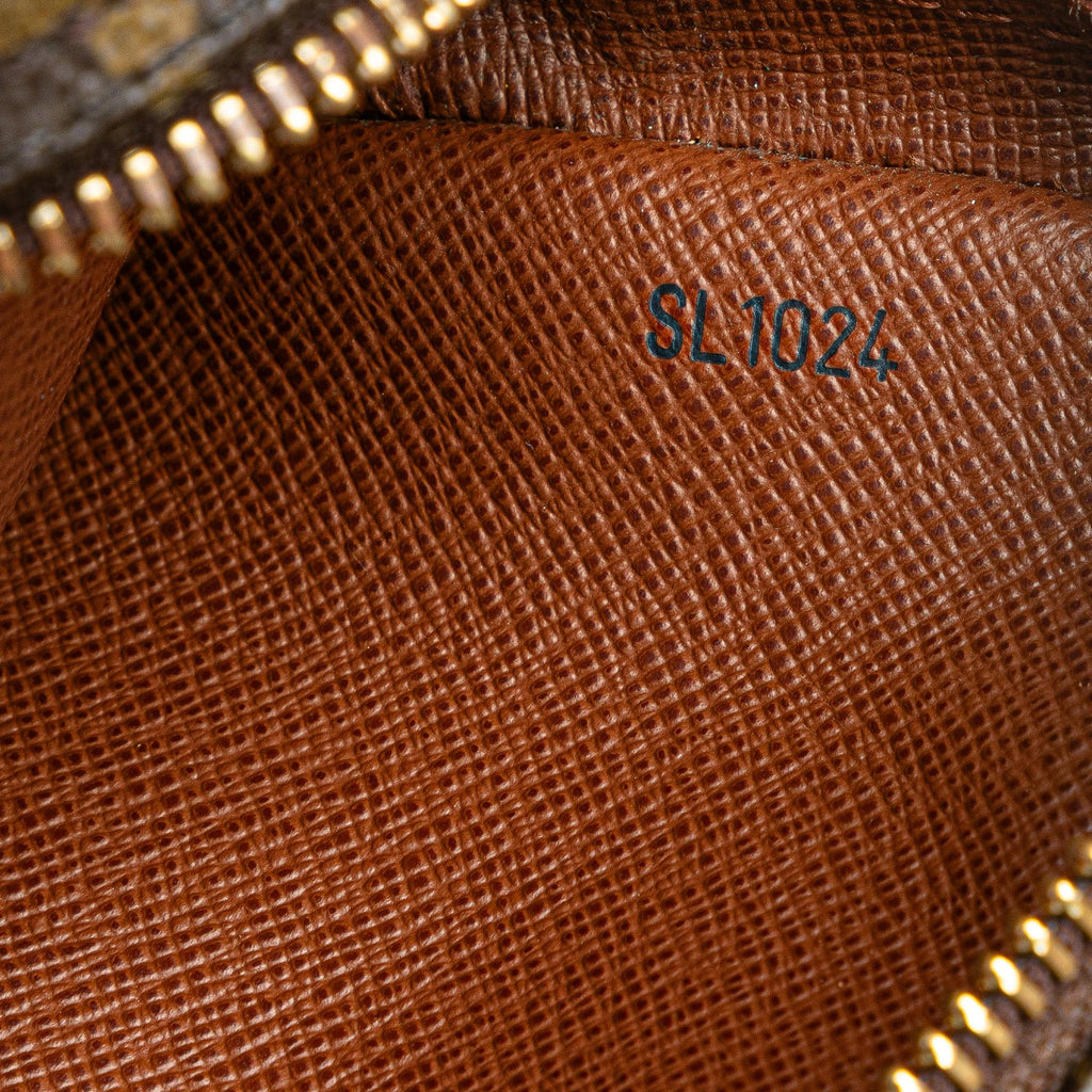 Louis Vuitton Monogram Danube (SHG-d2572E)
