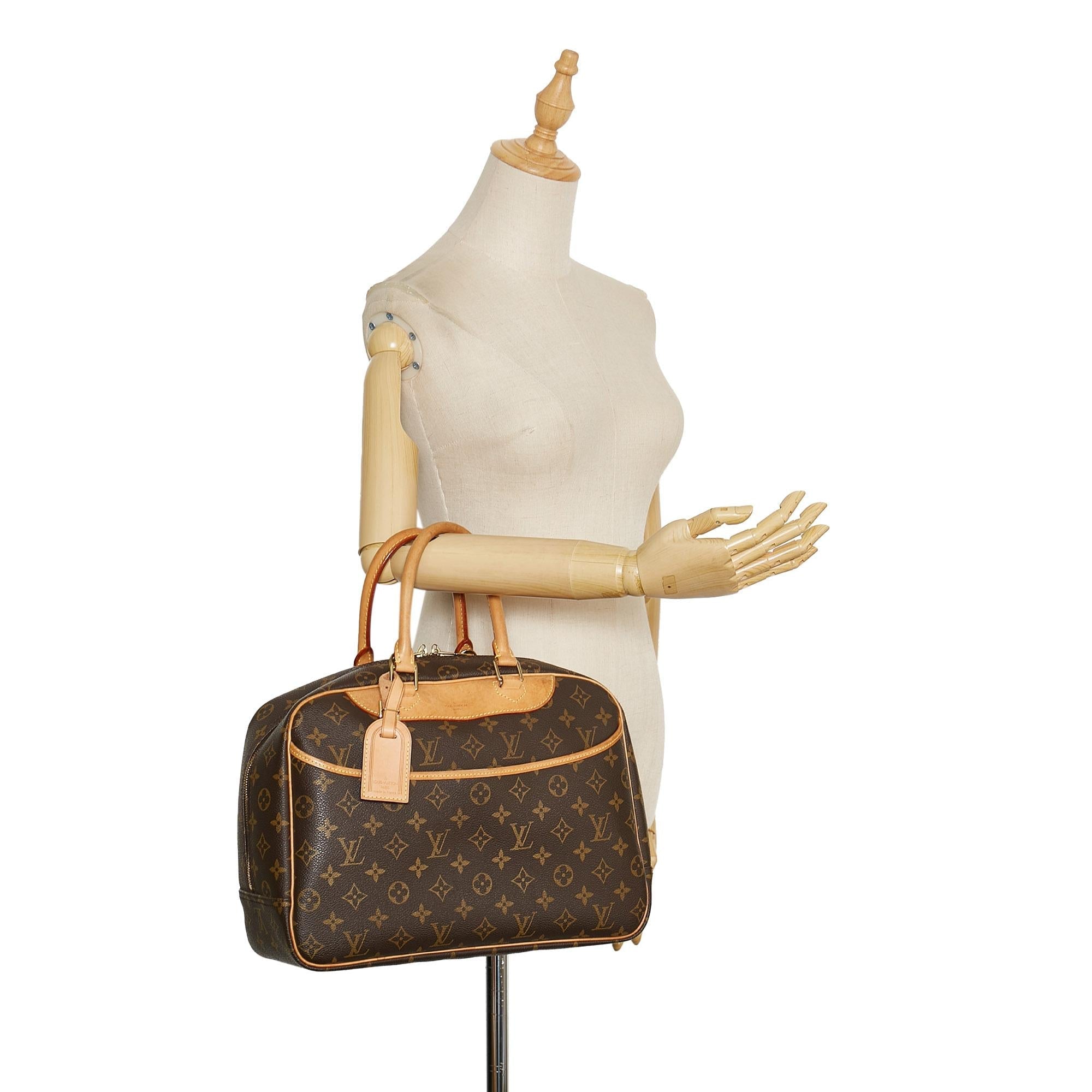 Louis Vuitton Monogram Deauville (SHG-Vbt8cq)