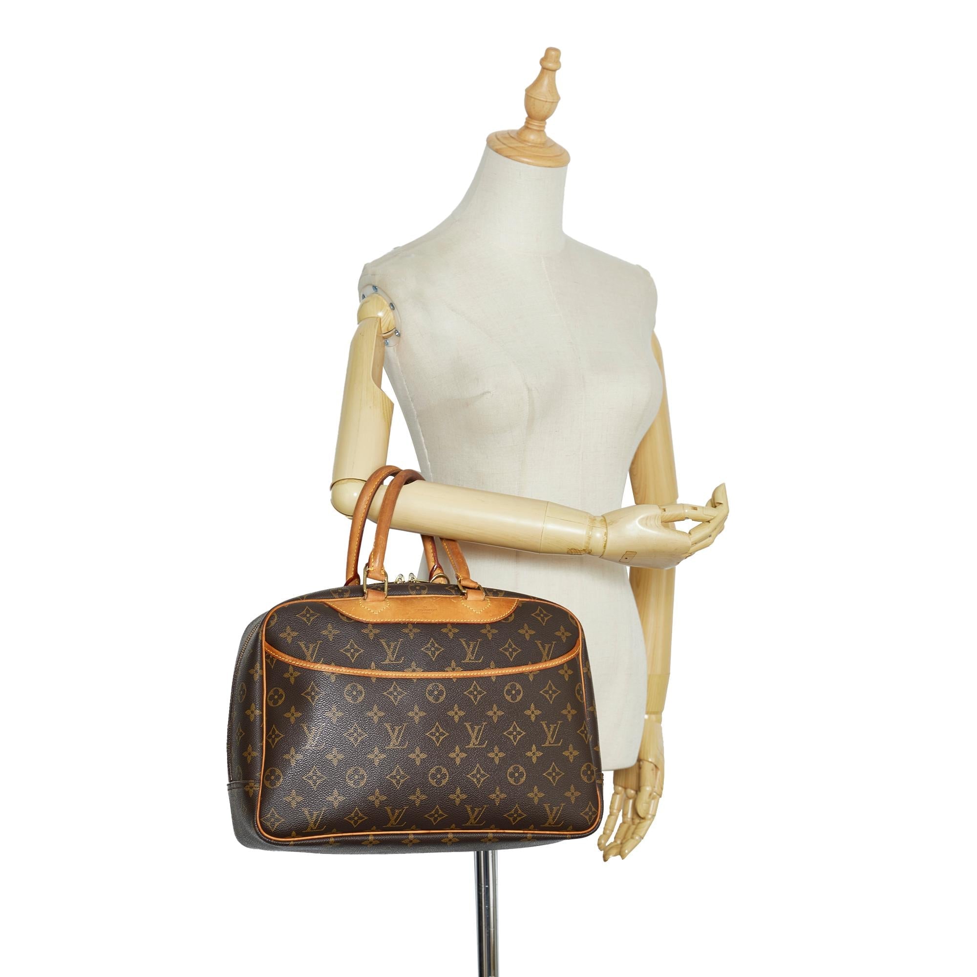 Louis Vuitton Monogram Deauville (SHG-lq7b2v)