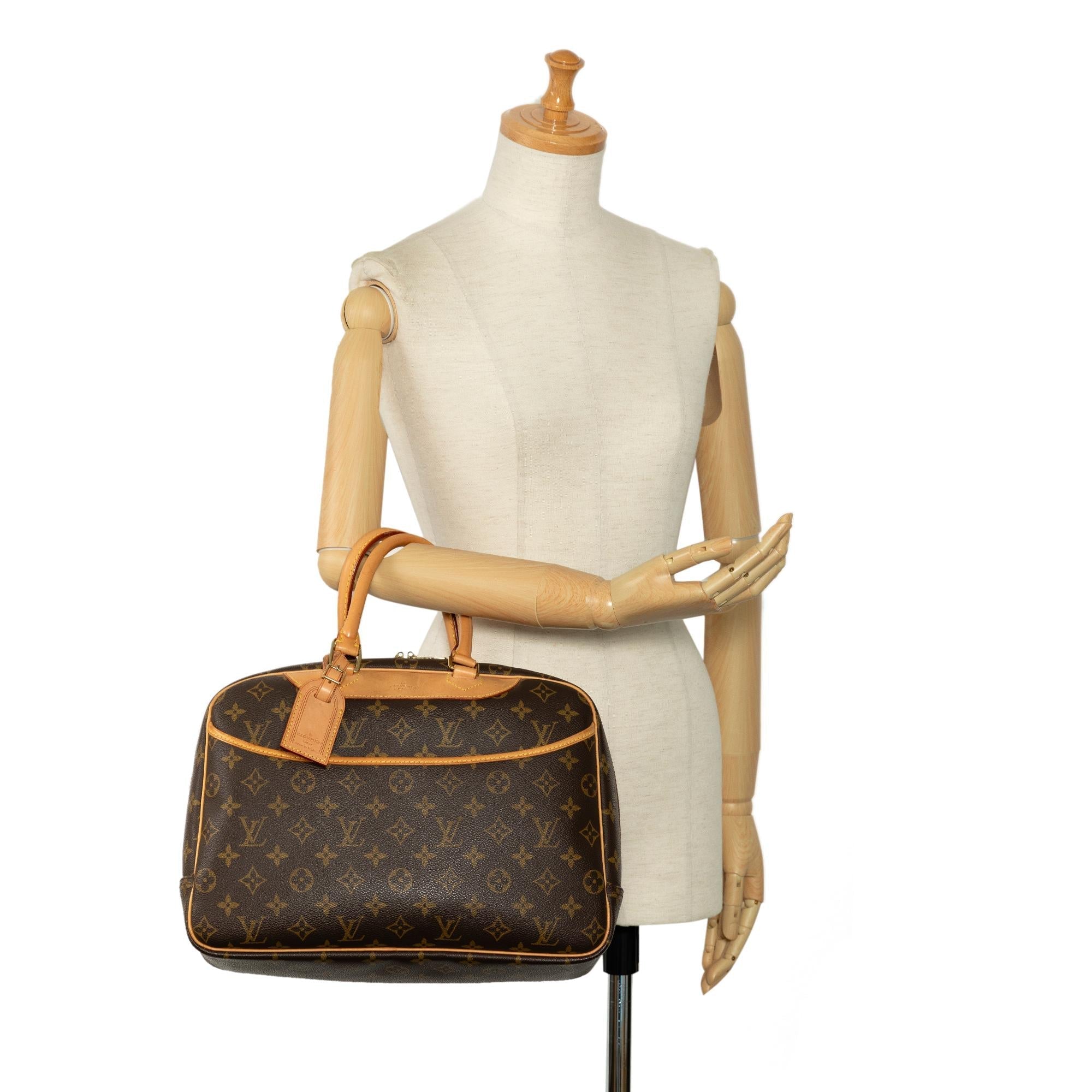 Louis Vuitton Monogram Deauville (SHG-f8gwCJ)