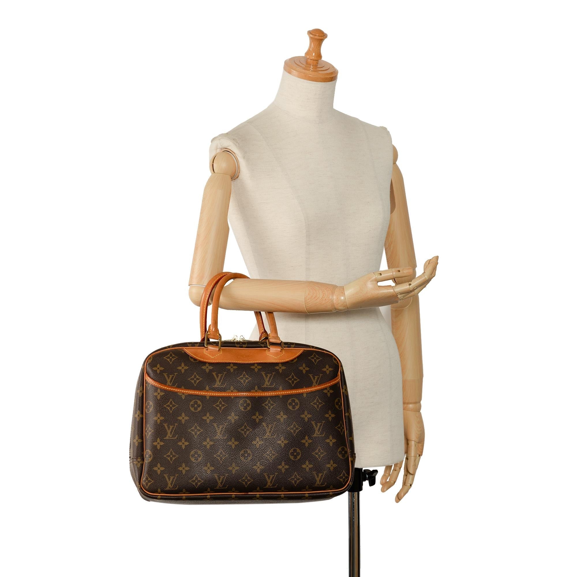 Louis Vuitton Monogram Deauville (SHG-yuz5jL)