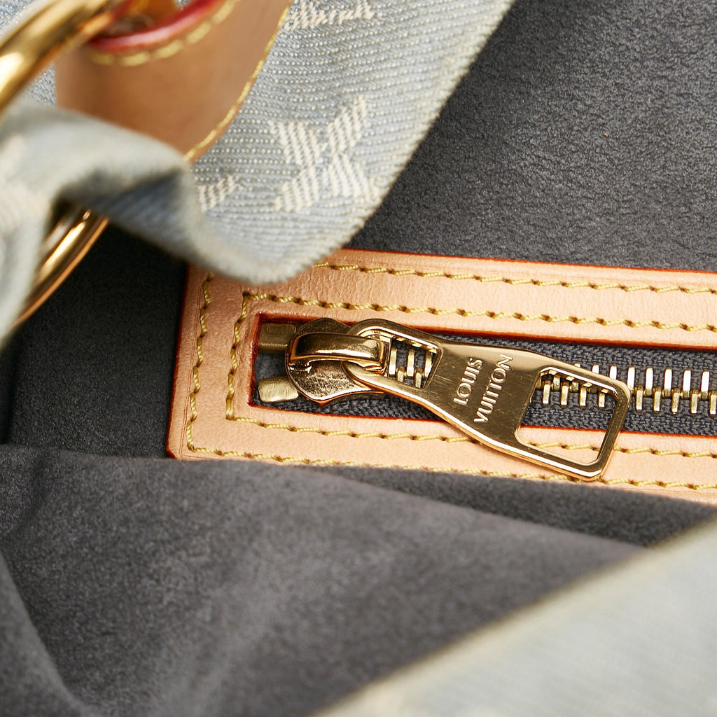 Louis Vuitton Monogram Denim Daily GM (SHG-35557)