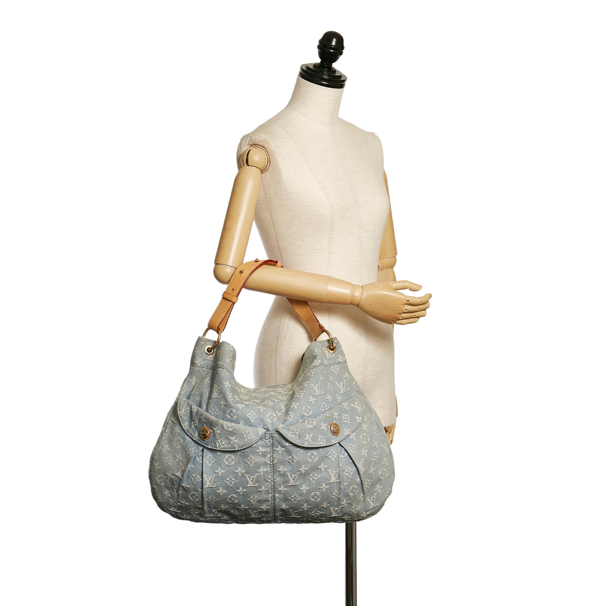 Louis Vuitton Monogram Denim Daily GM (SHG-35557)