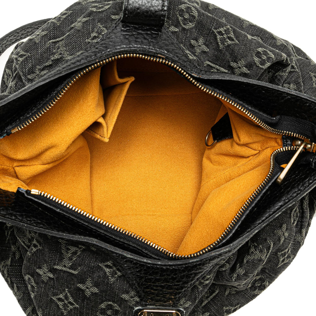 Louis Vuitton Monogram Denim Mahina XS (SHG-pvuwAJ)