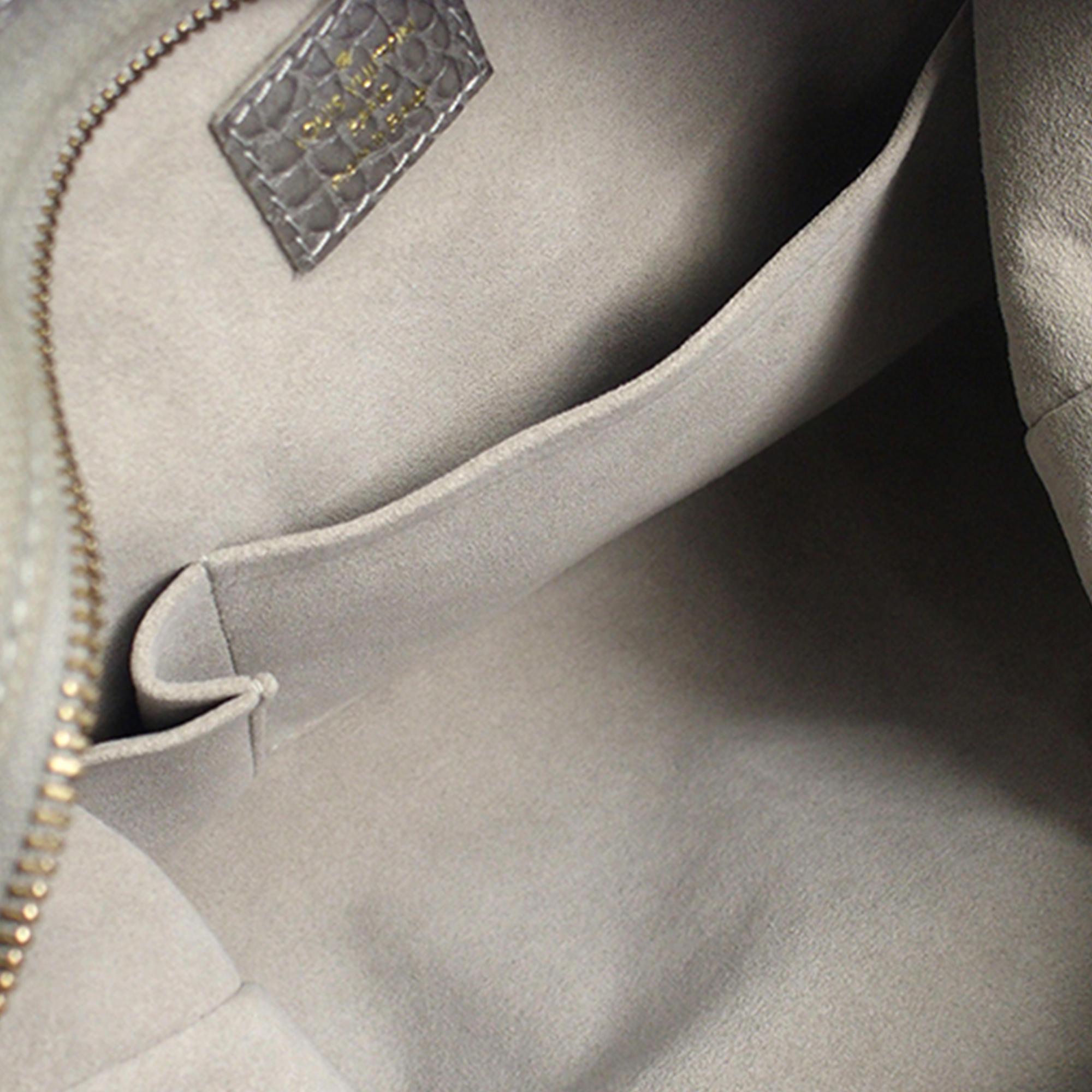 Louis Vuitton Monogram Denim Neo Cabby MM (SHG-buES5N)