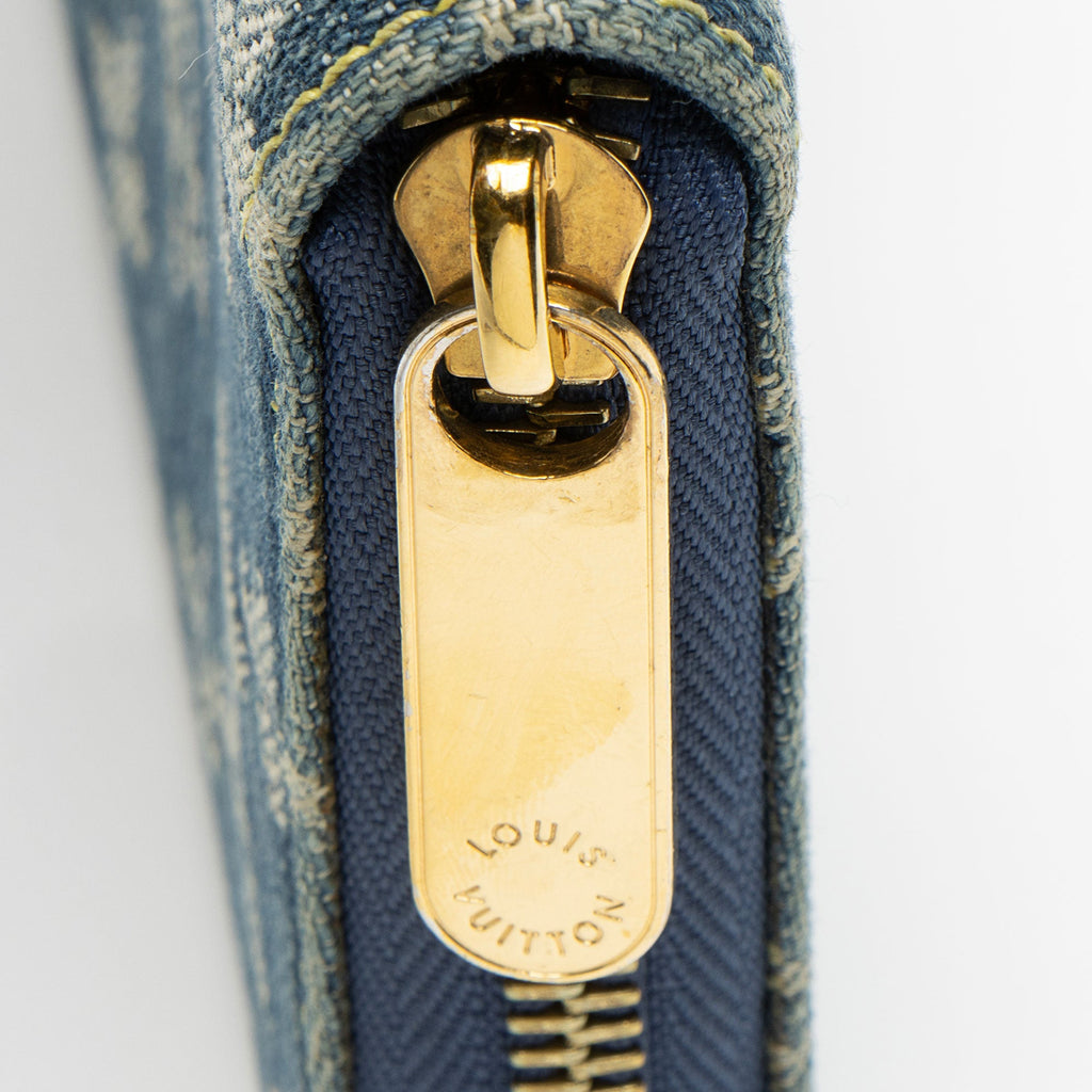 Louis Vuitton Monogram Denim Zippy Wallet