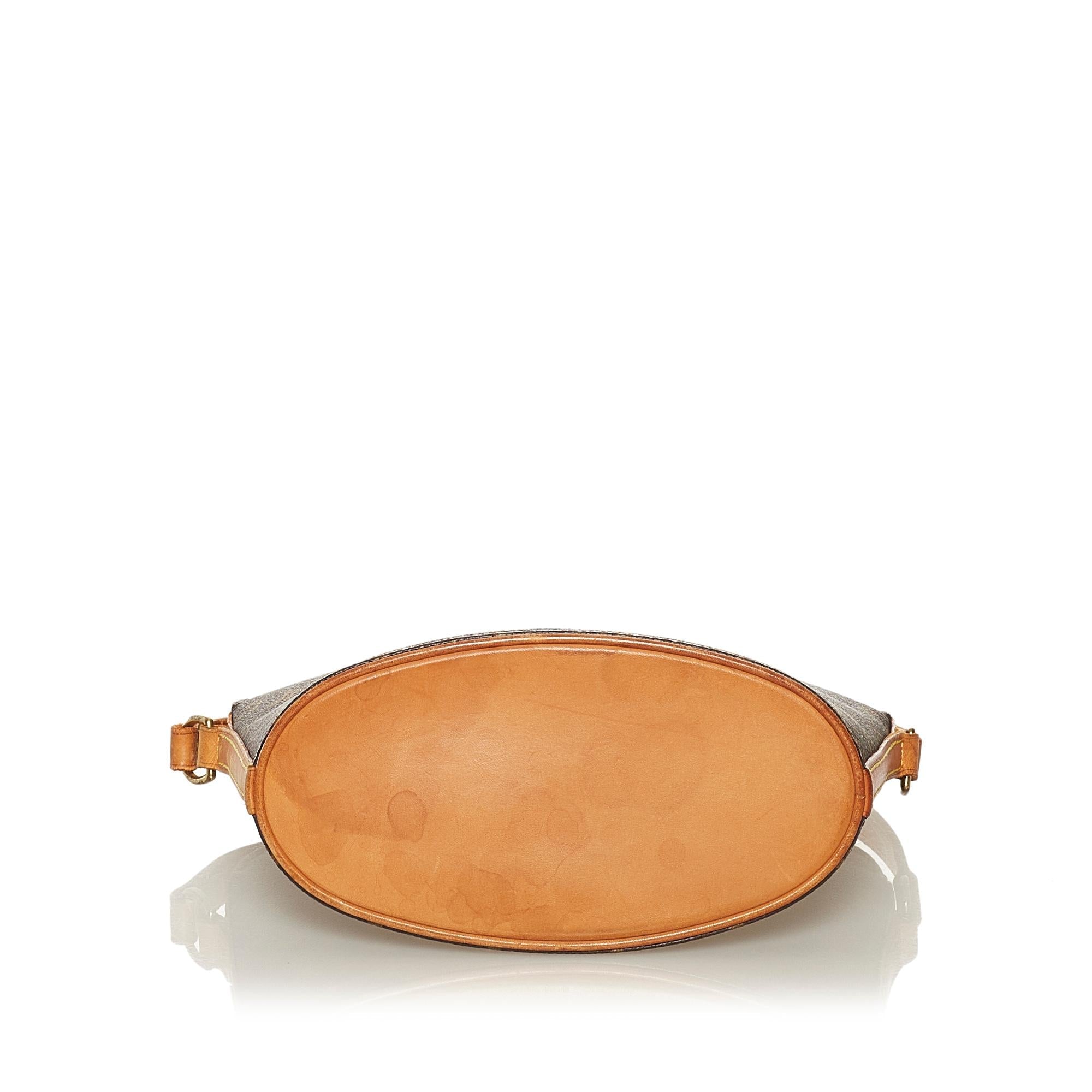 Louis Vuitton Monogram Drouot (SHG-34440)