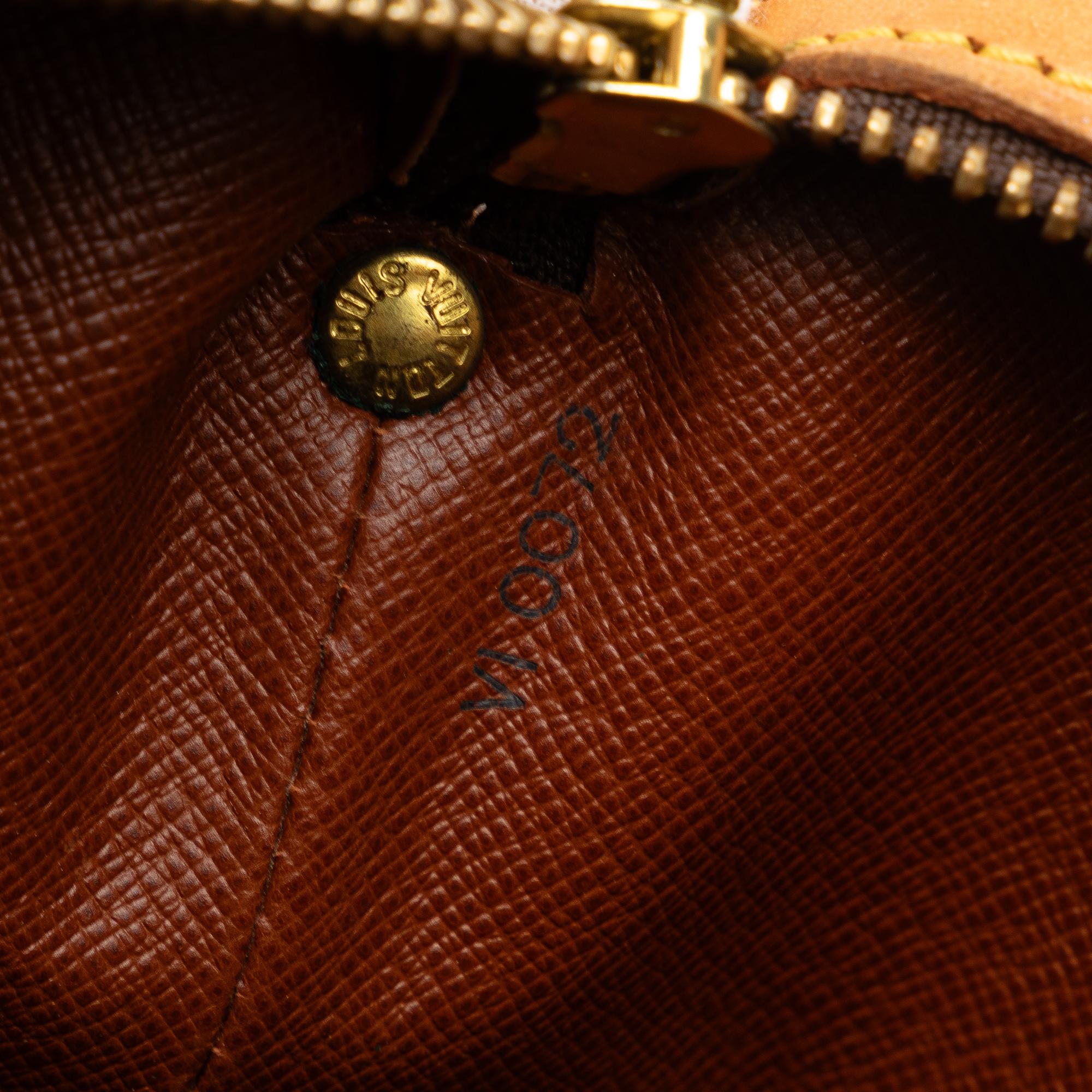 Louis Vuitton Monogram Drouot (SHG-93R30I)