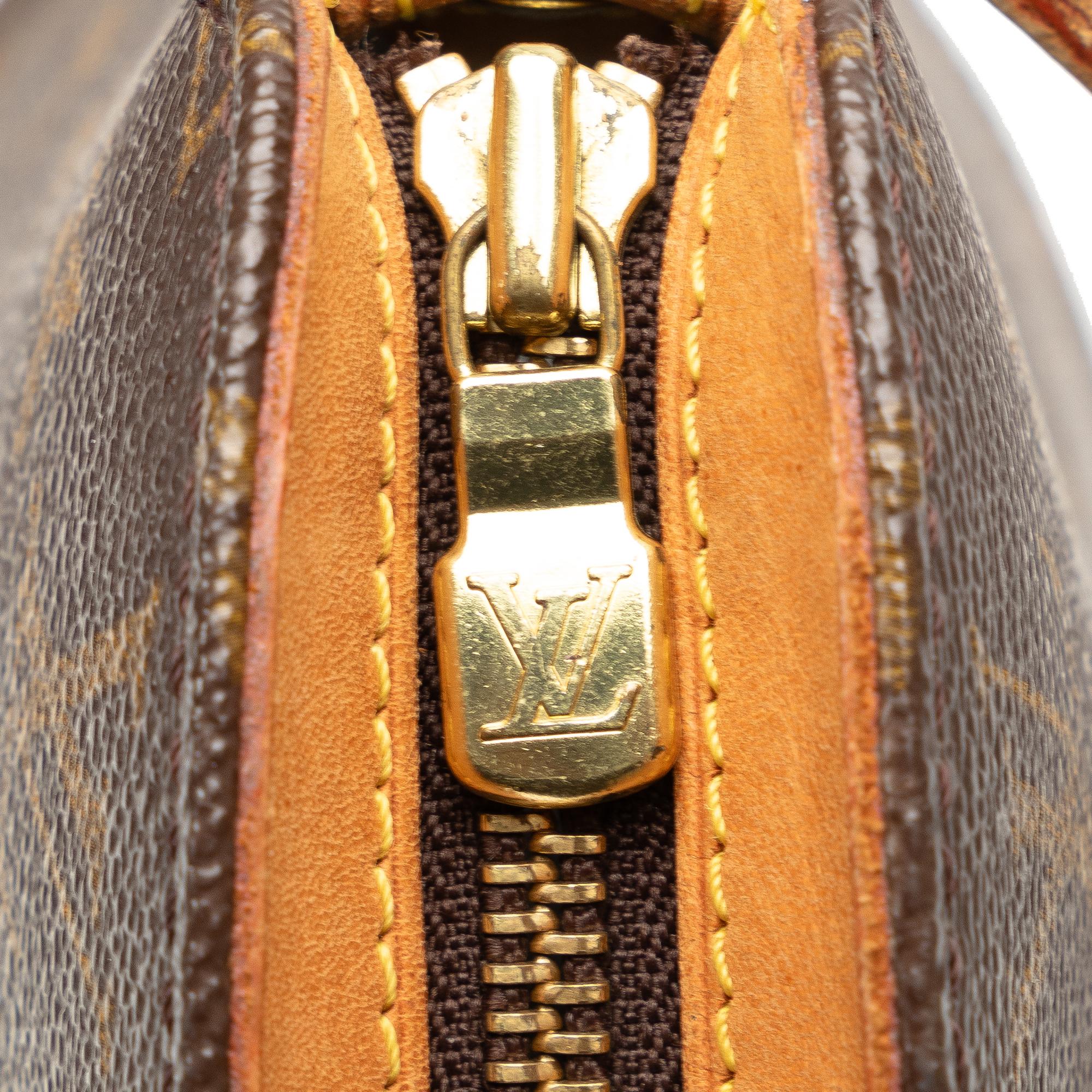 Louis Vuitton Monogram Drouot (SHG-93R30I)